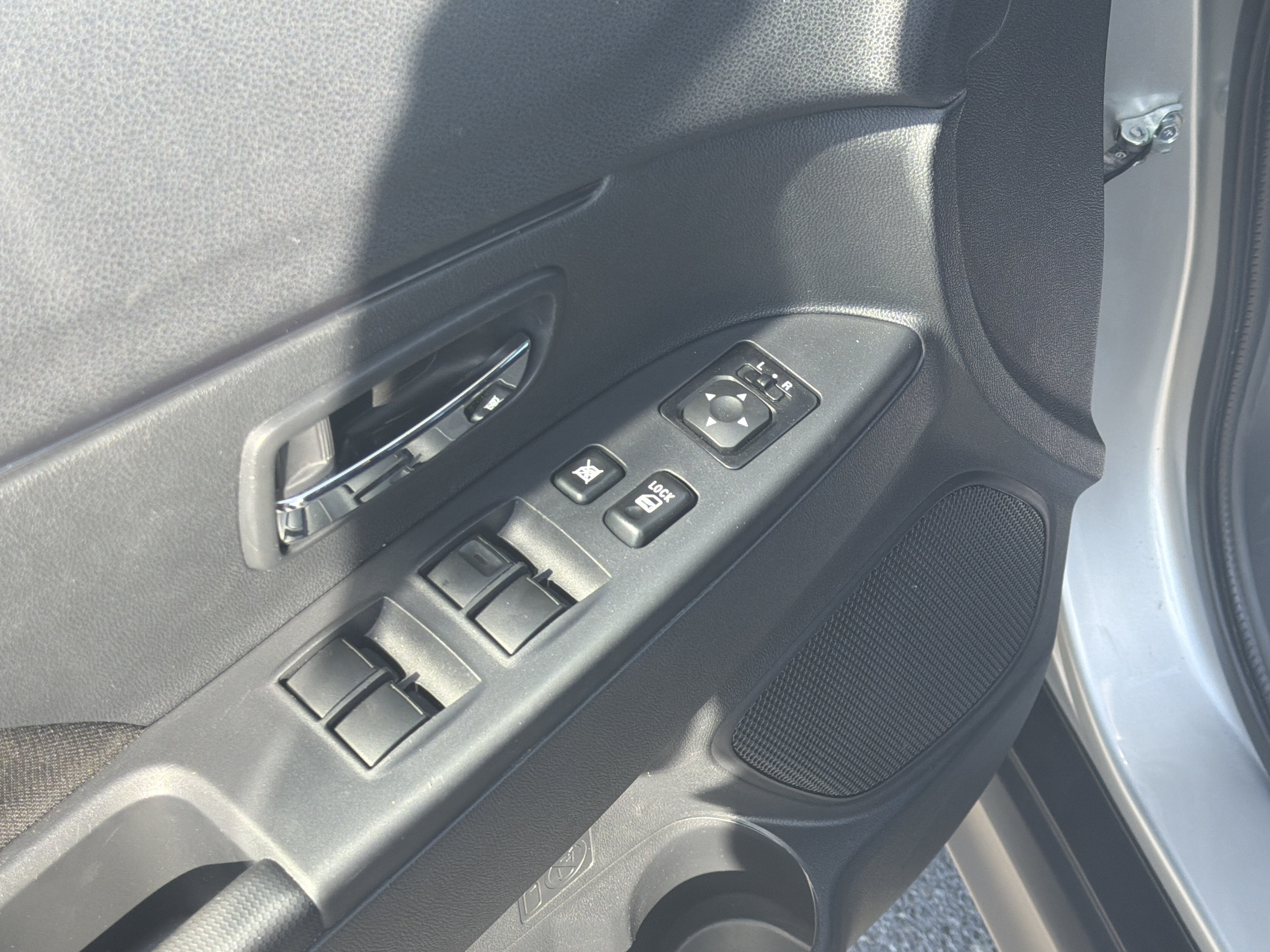 2026 Mitsubishi Outlander Sport S