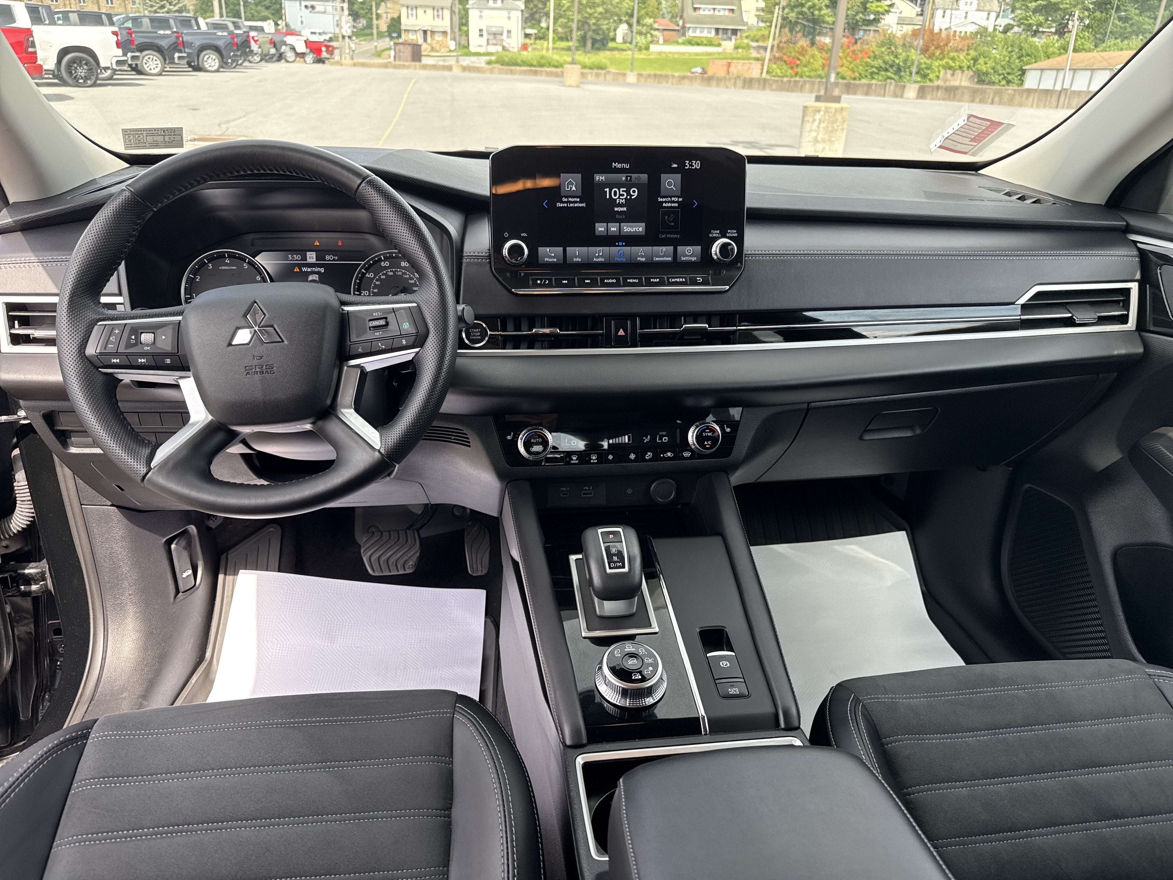 2024 Mitsubishi Outlander SE