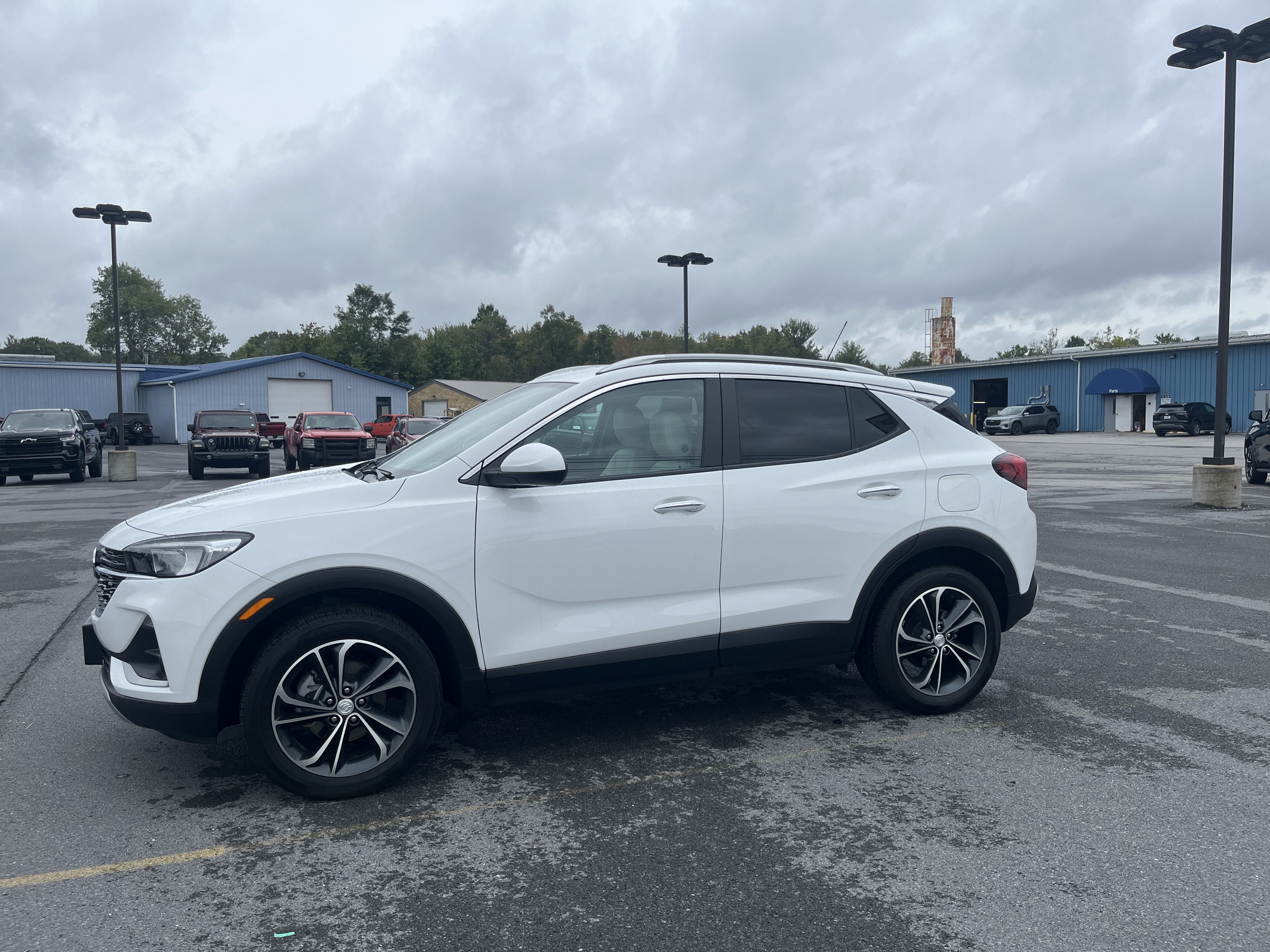 2023 Buick Encore GX Select