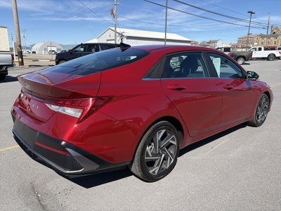 2025 Hyundai Elantra SEL Convenience