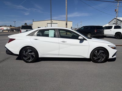 2025 Hyundai Elantra SEL Convenience