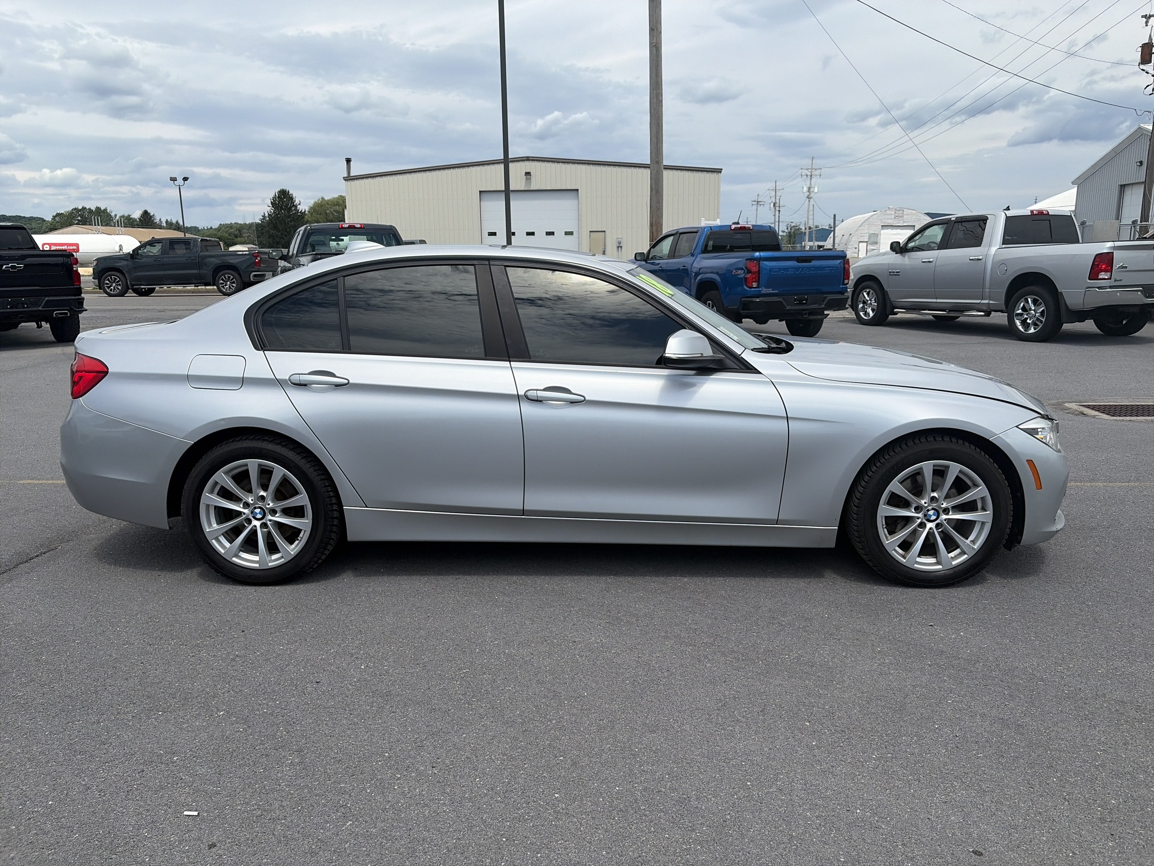 2018 BMW 3 Series 320i xDrive
