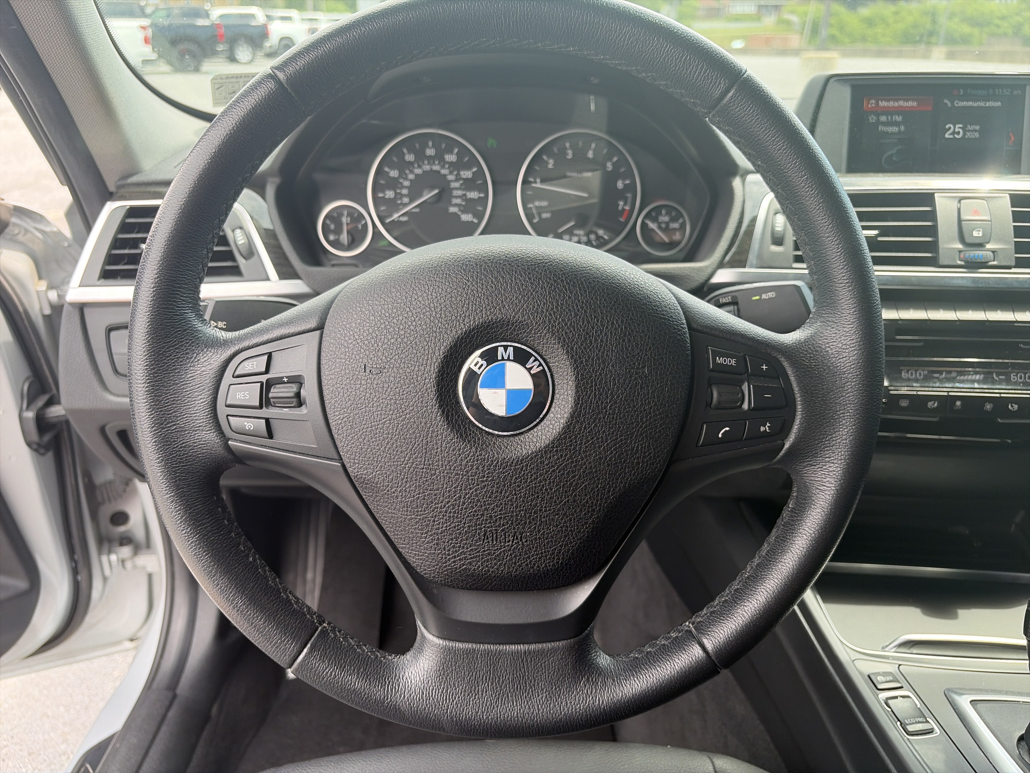2018 BMW 3 Series 320i xDrive