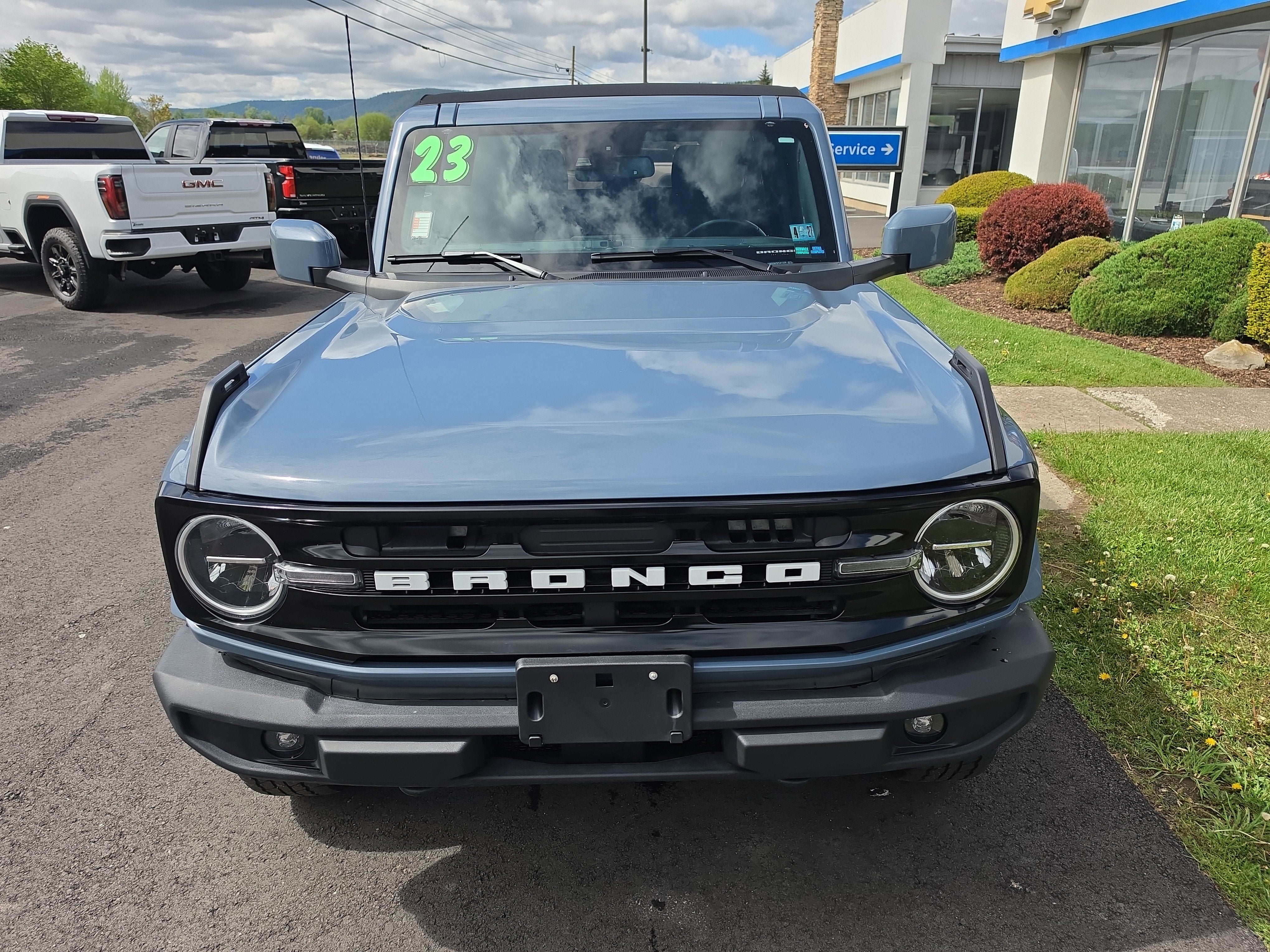 2023 Ford Bronco Base