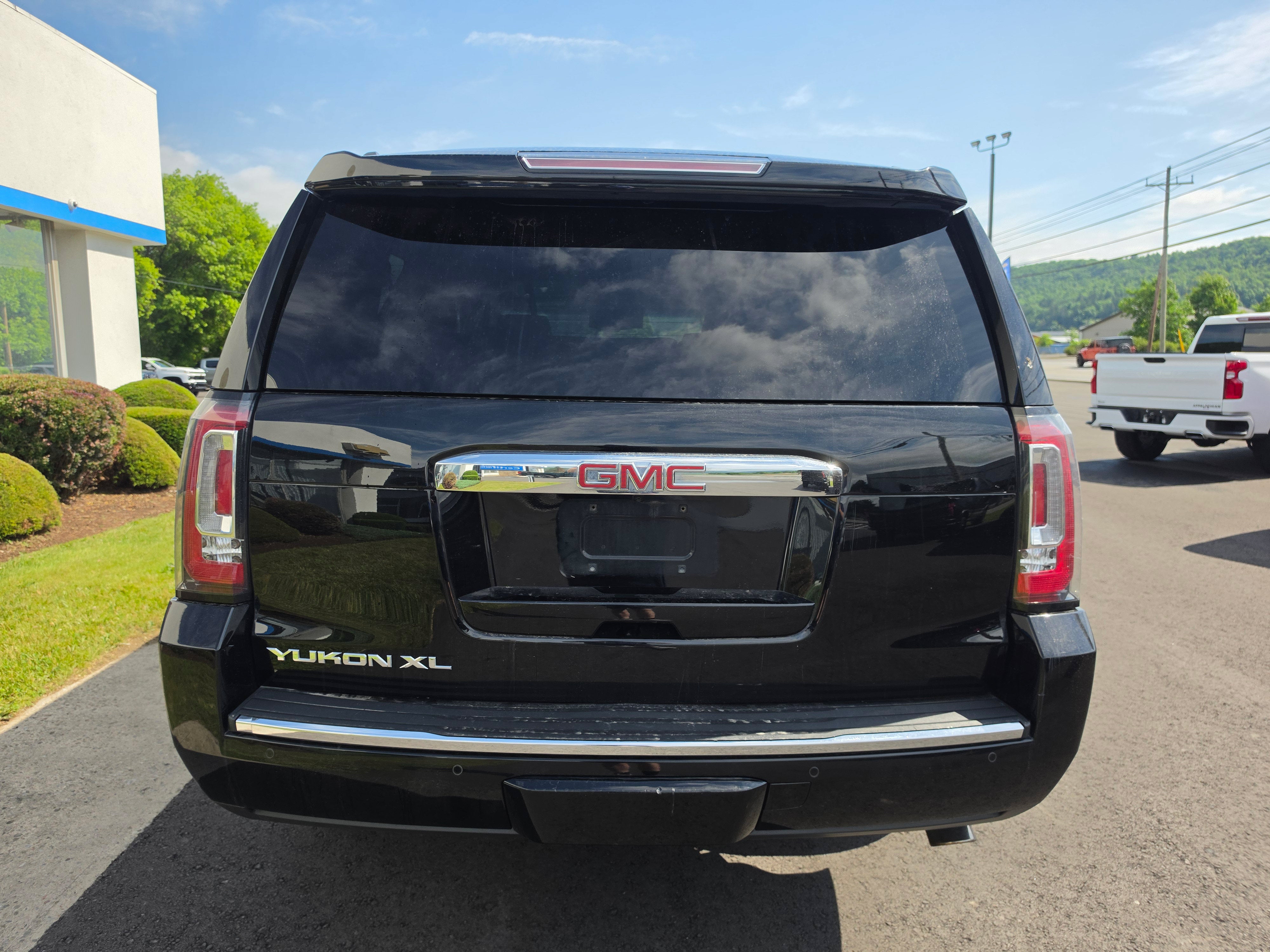 2016 GMC Yukon XL Denali
