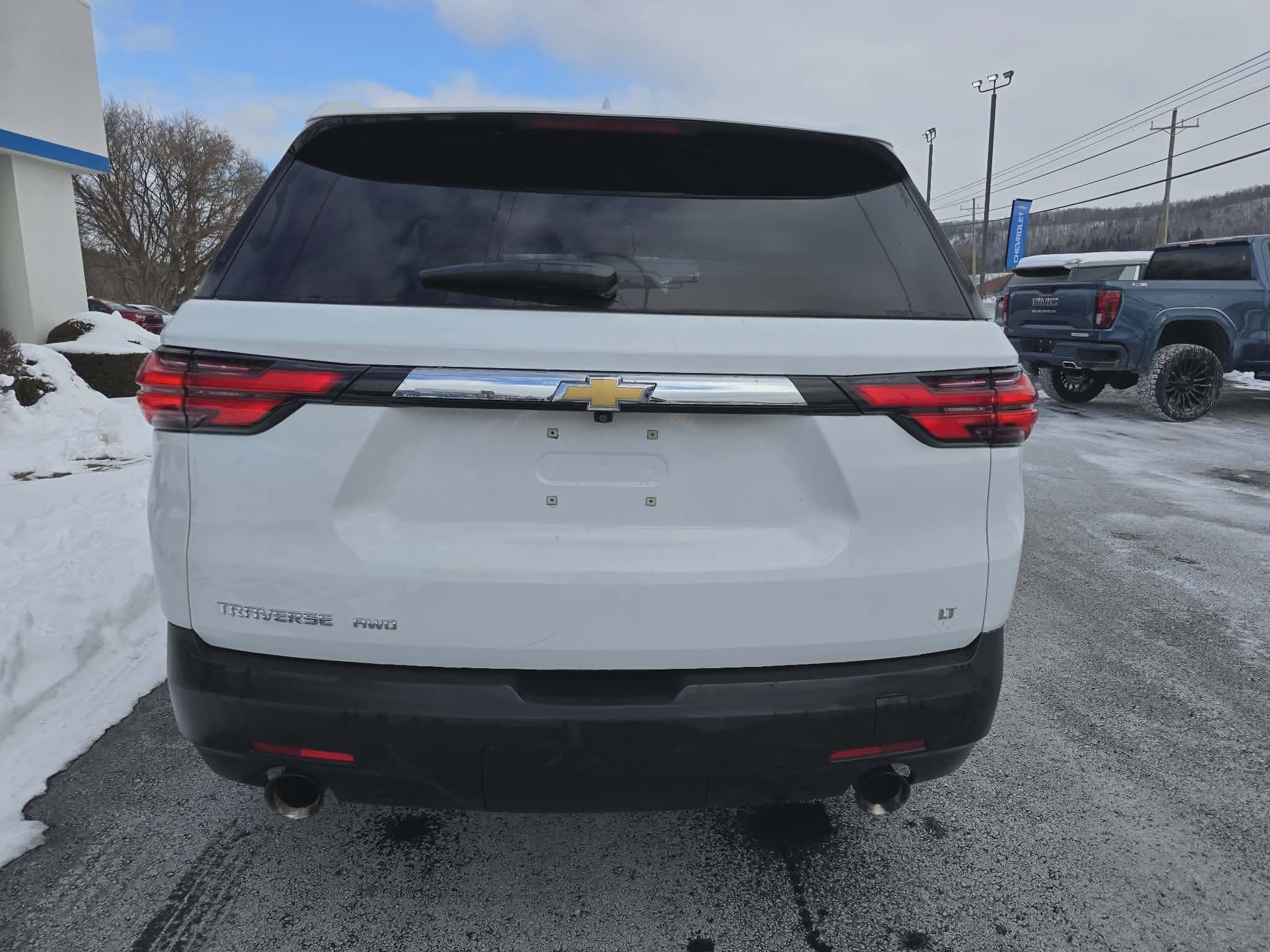 2023 Chevrolet Traverse LT Cloth