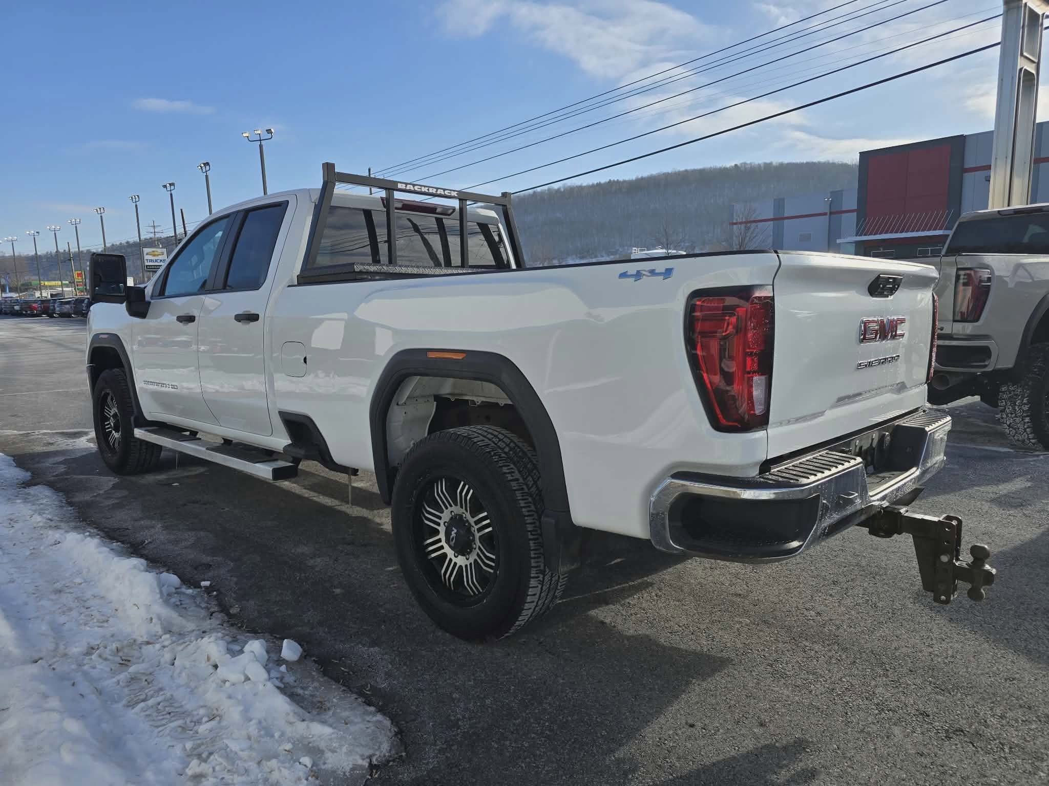 2024 GMC Sierra 2500 HD Pro