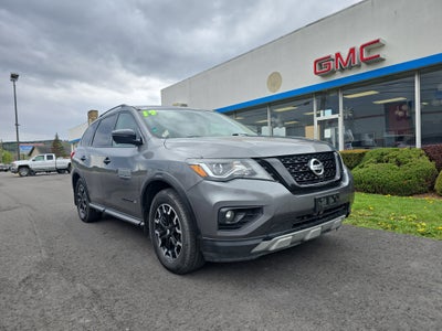 2019 Nissan Pathfinder SL