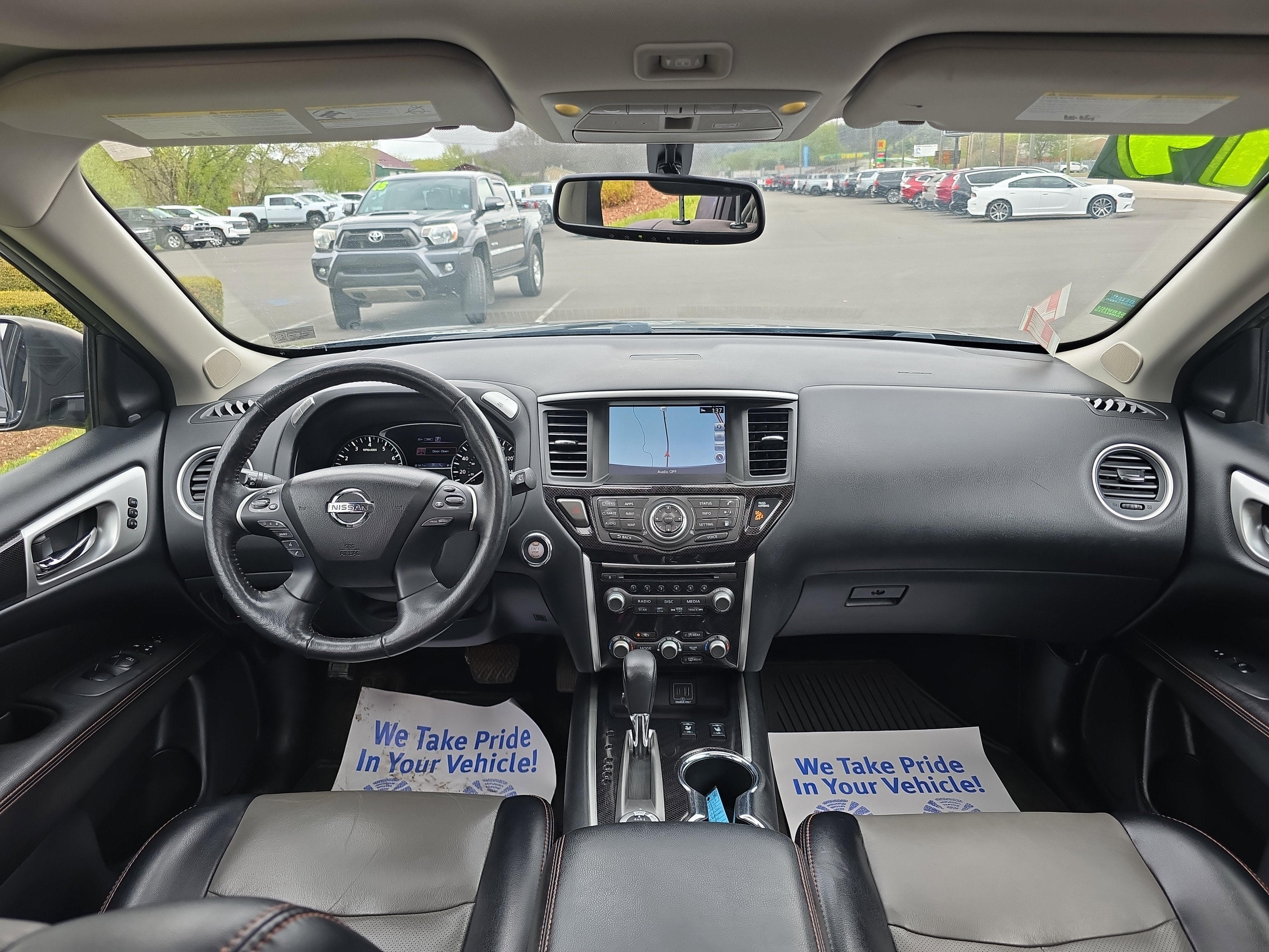 2019 Nissan Pathfinder SL