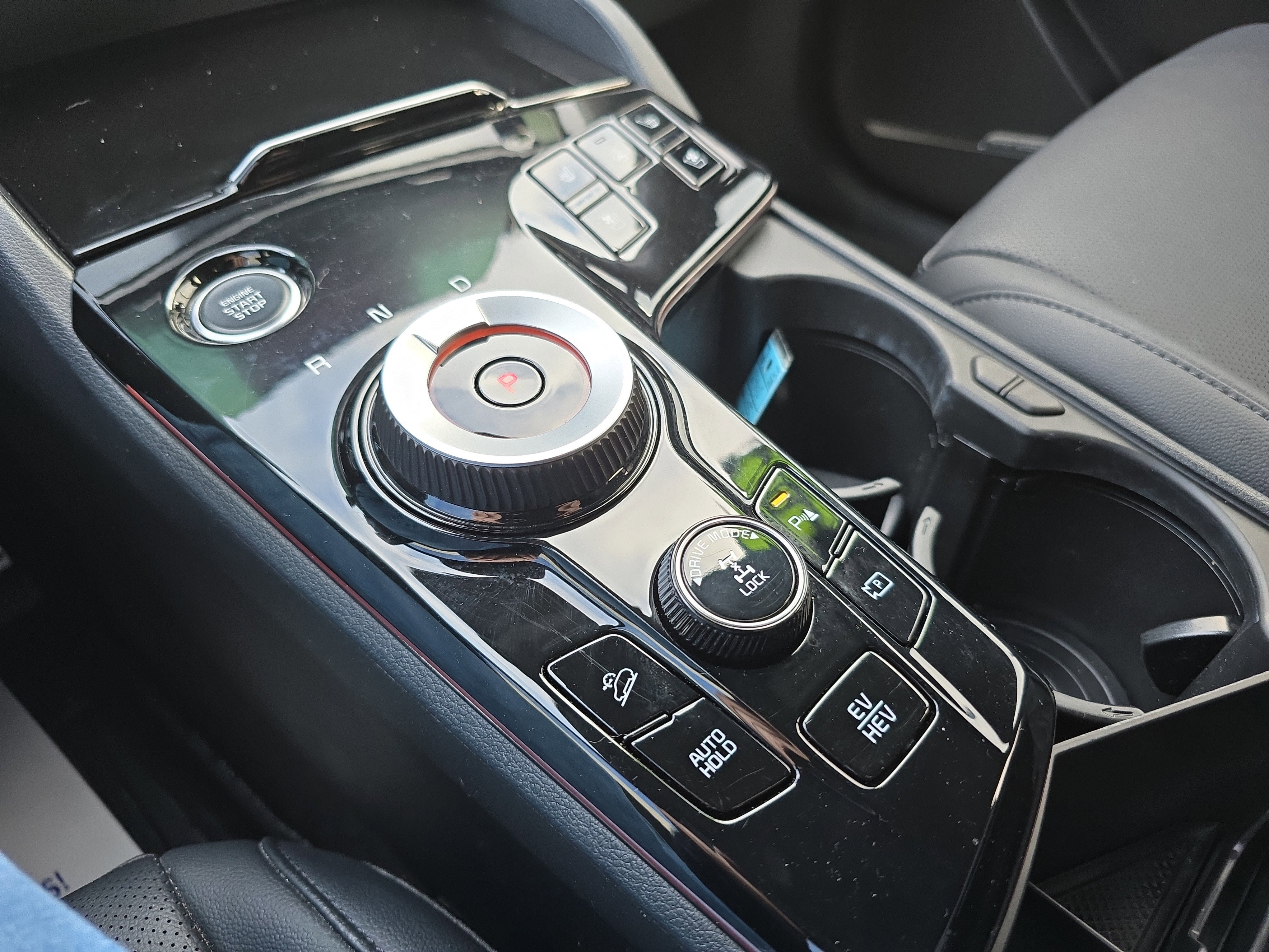 2025 Kia Sportage Plug-In Hybrid X-Line Prestige