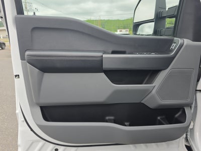 2024 Ford Super Duty F-450 DRW XLT