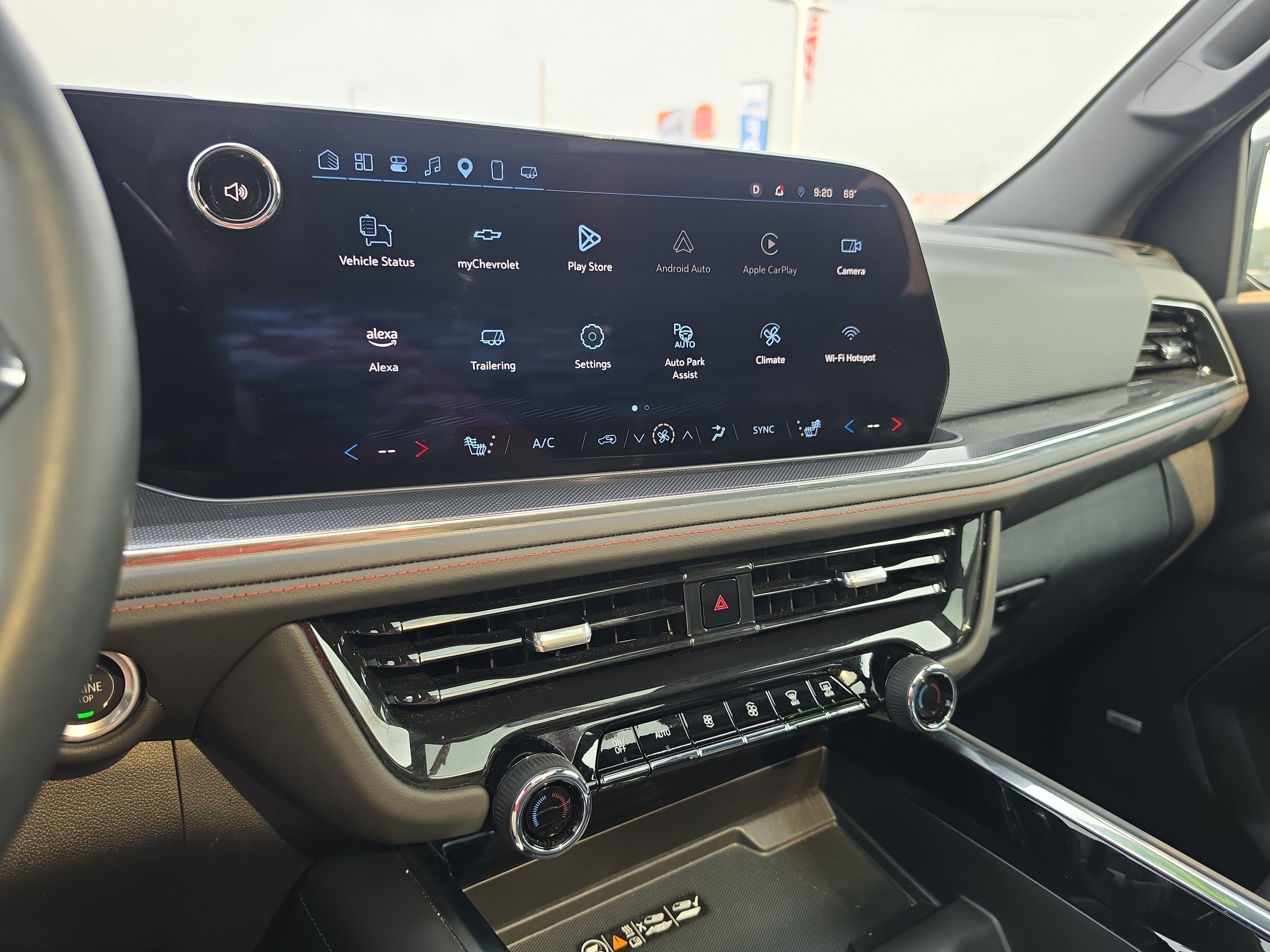 2025 Chevrolet Tahoe RST