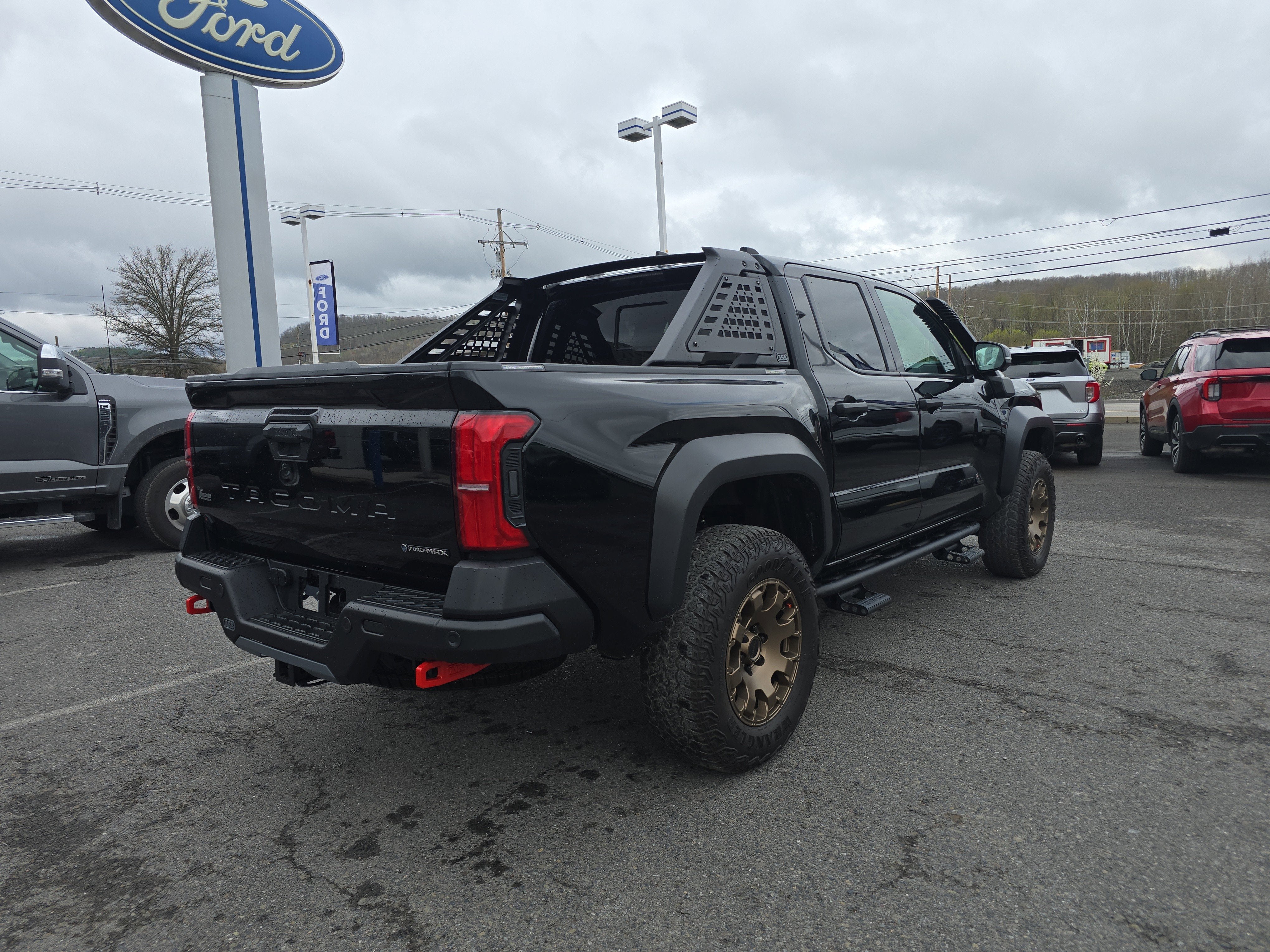 2025 Toyota Tacoma 4WD Trailhunter Hybrid