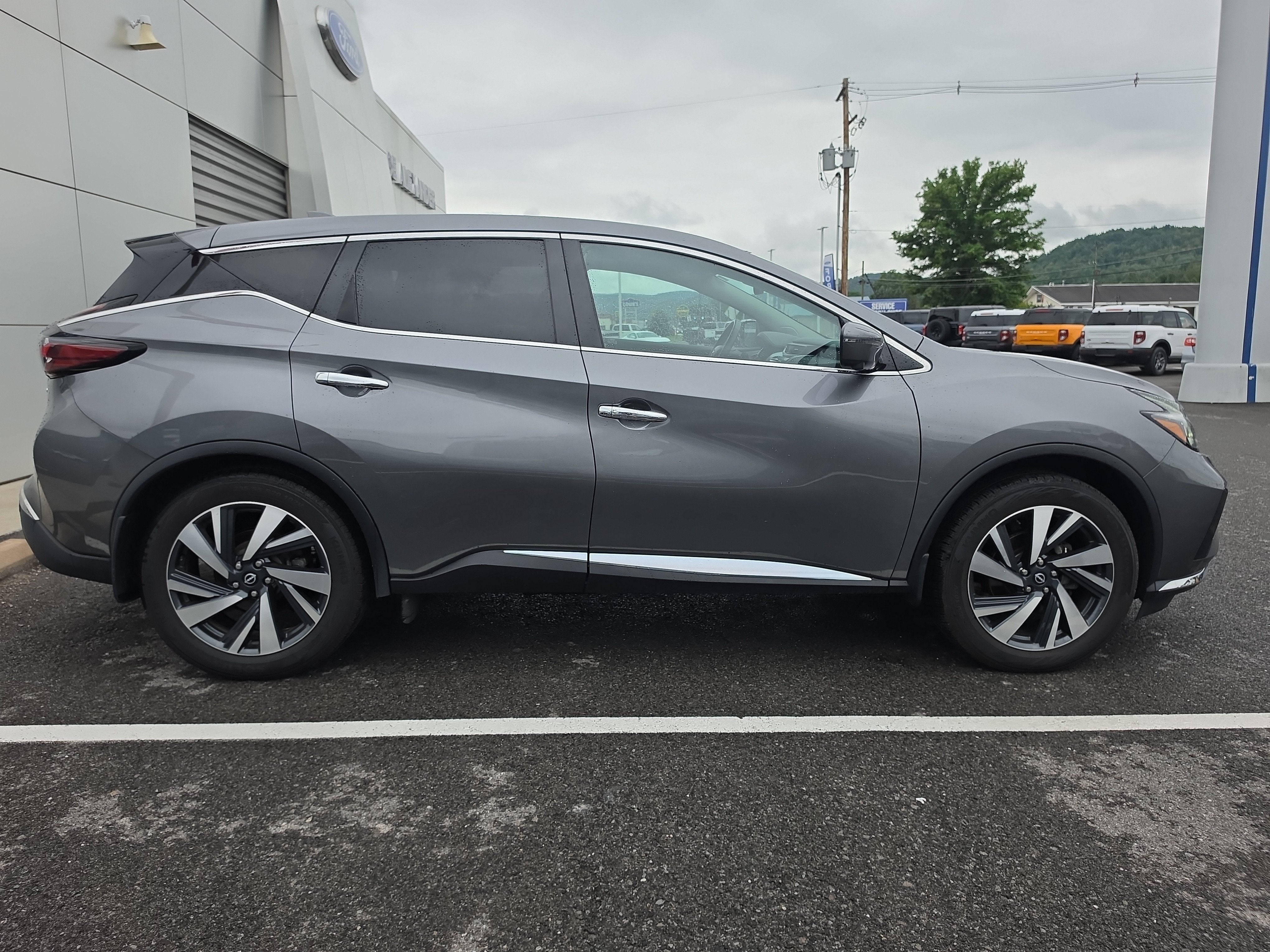 2023 Nissan Murano SL