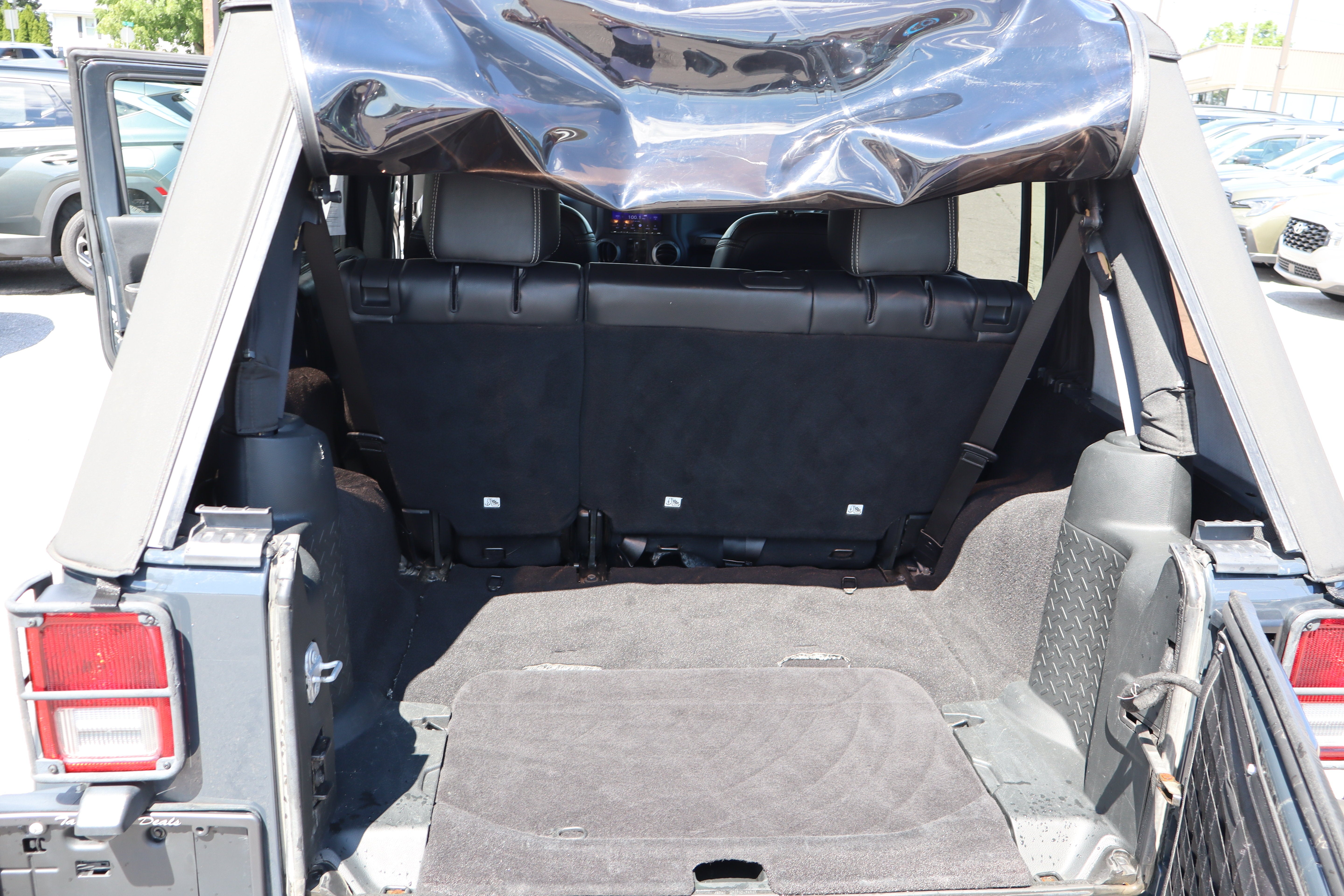 2017 Jeep Wrangler Unlimited Freedom