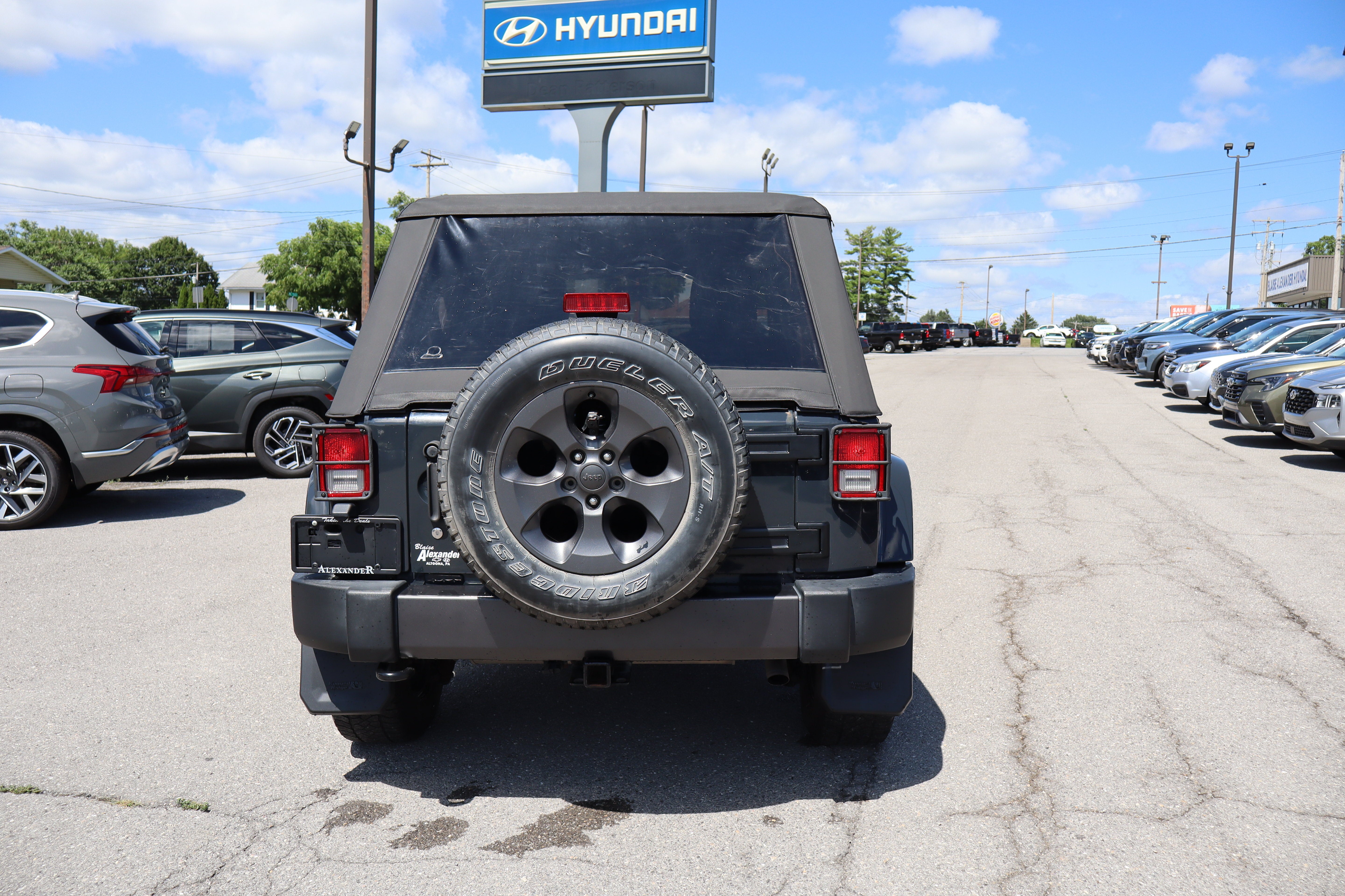 2017 Jeep Wrangler Unlimited Freedom