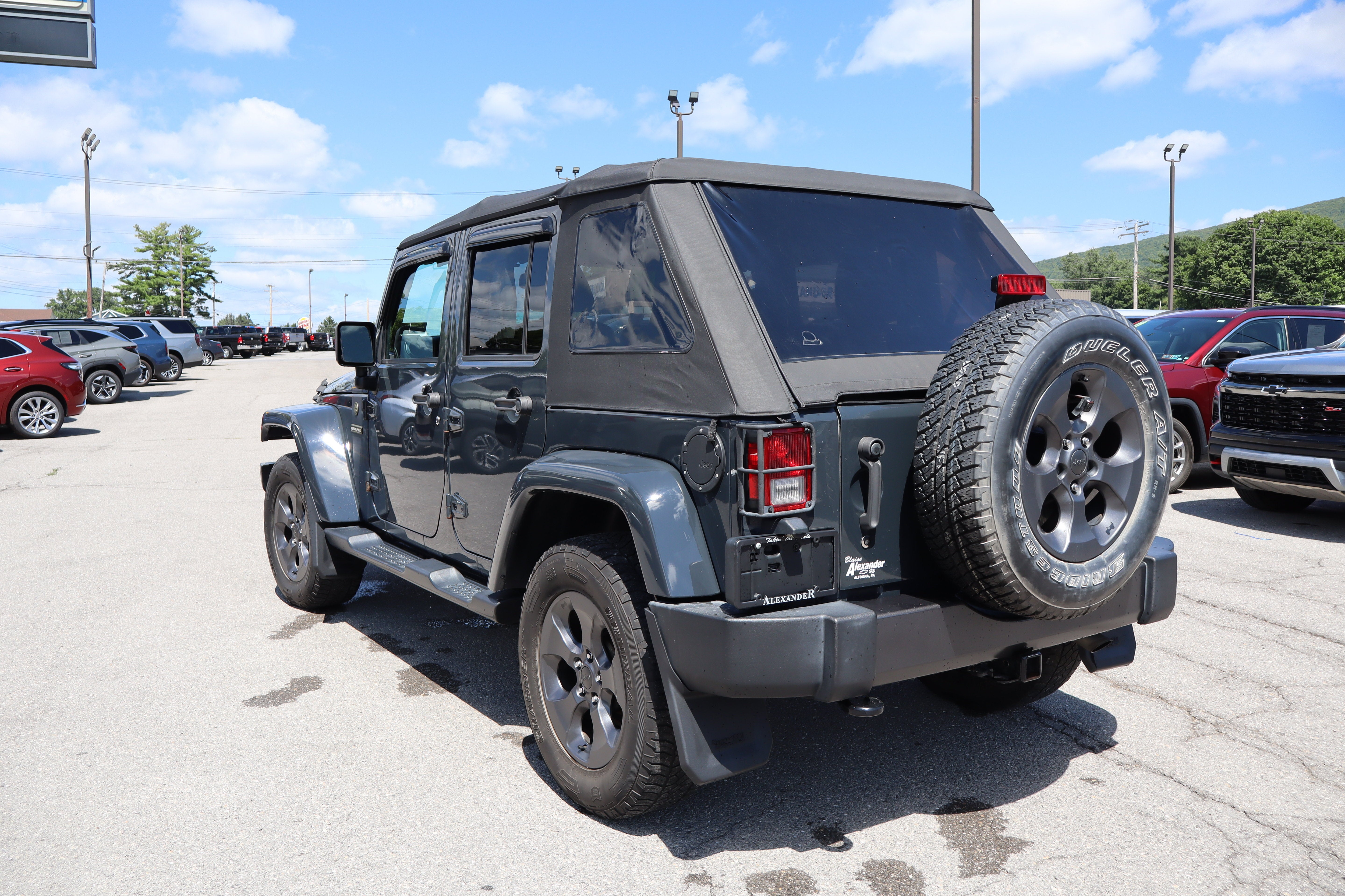 2017 Jeep Wrangler Unlimited Freedom