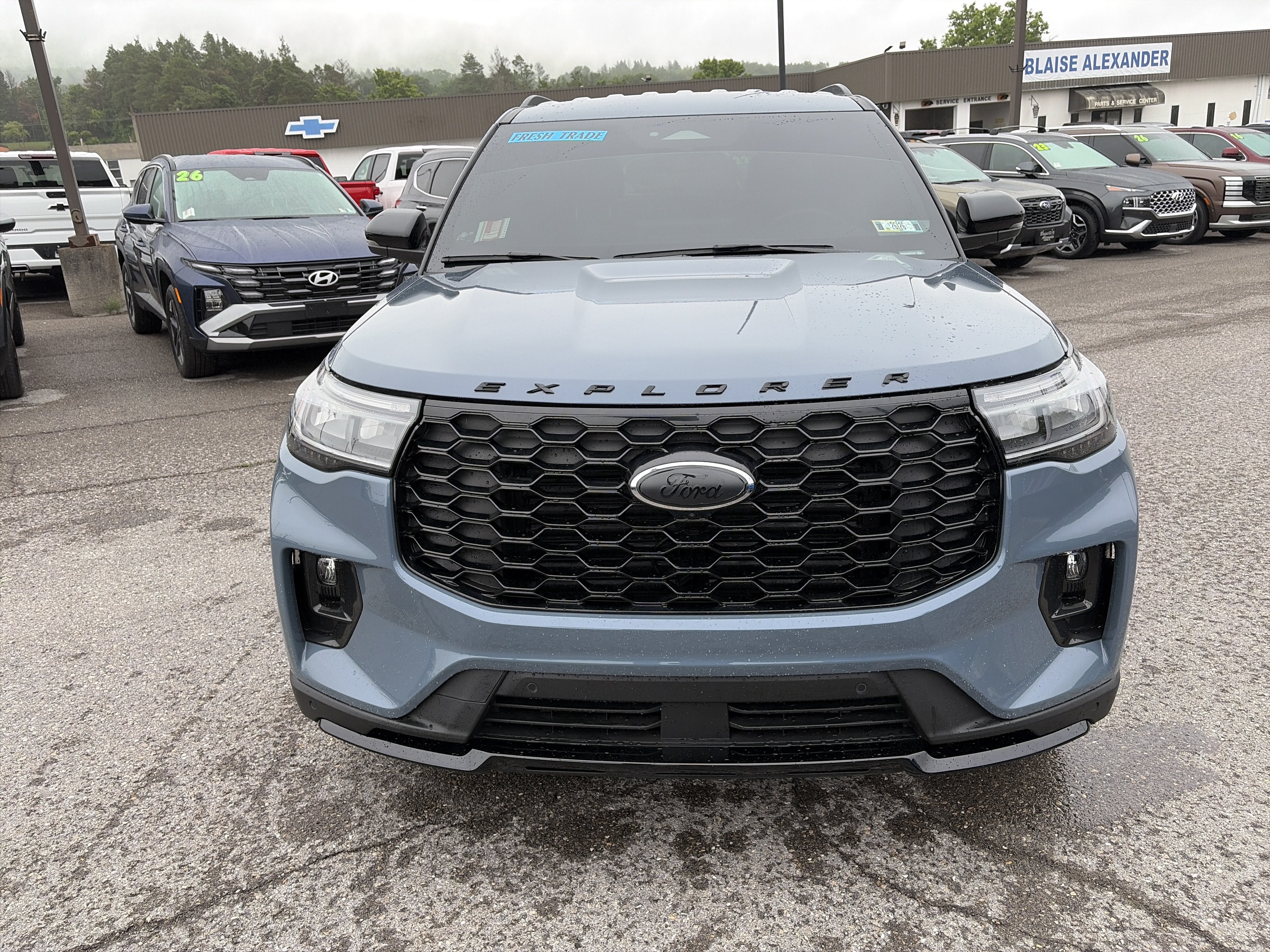 2025 Ford Explorer ST-Line