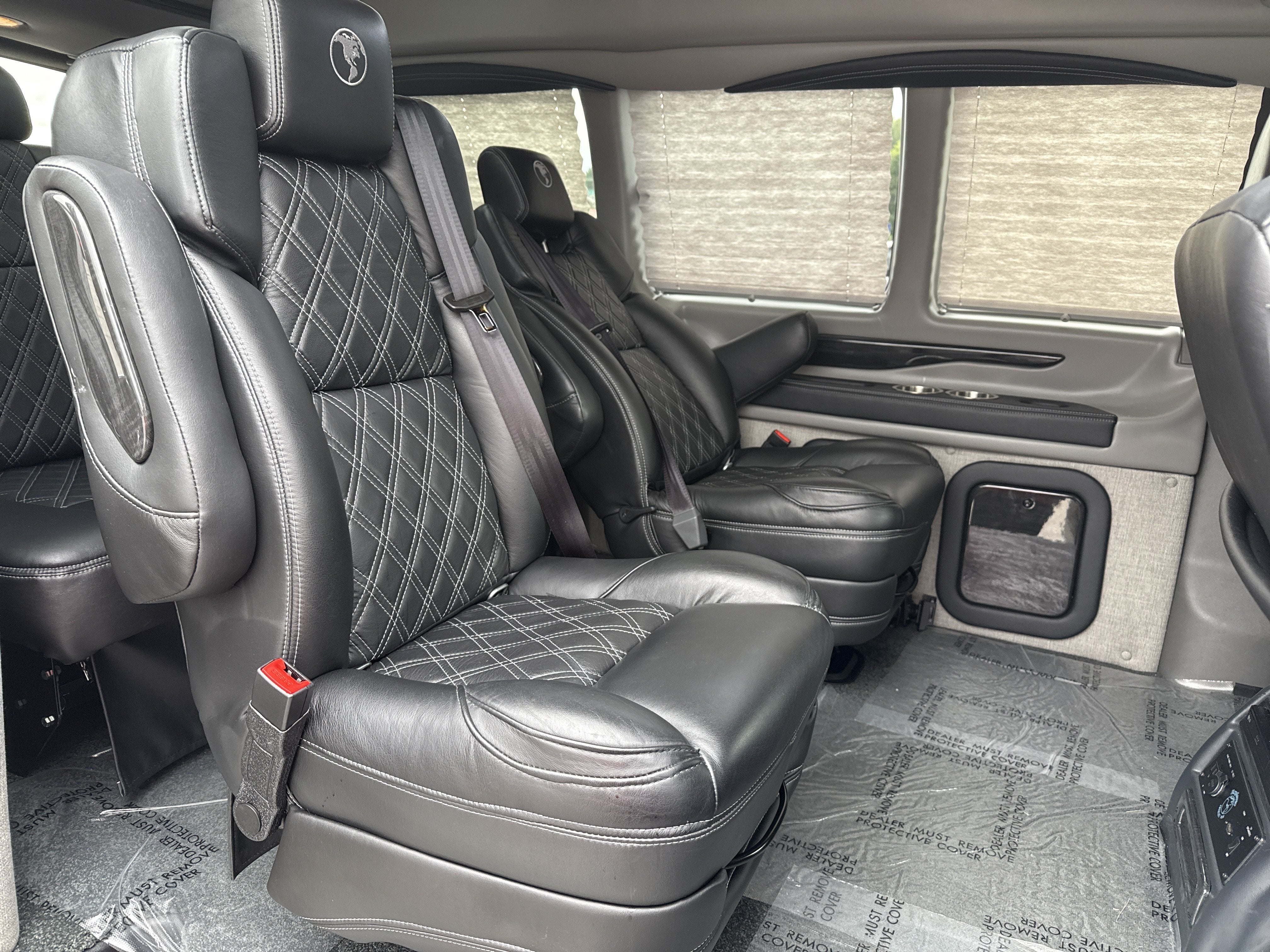 2021 Chevrolet Express Passenger LS