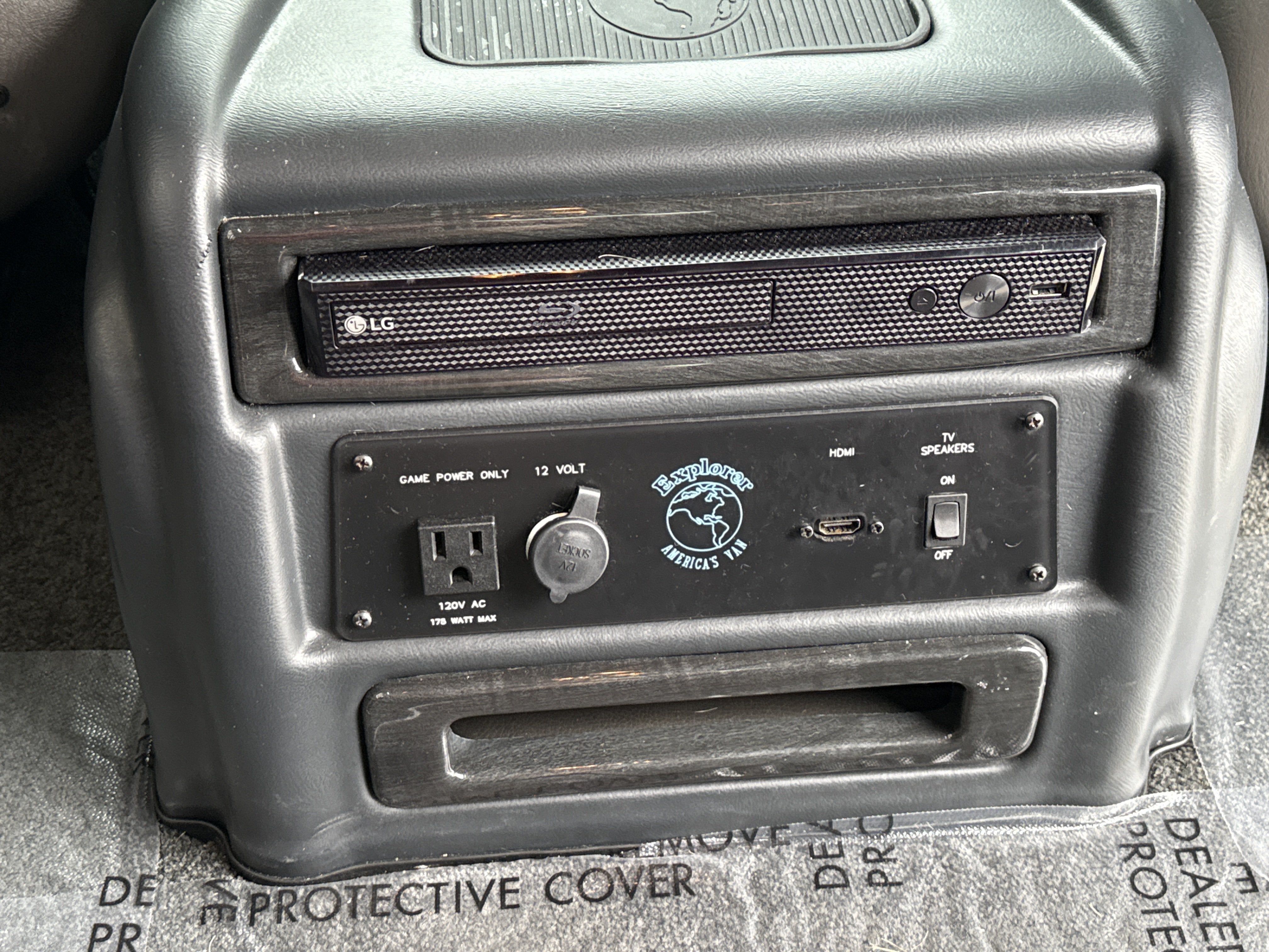 2021 Chevrolet Express Passenger LS