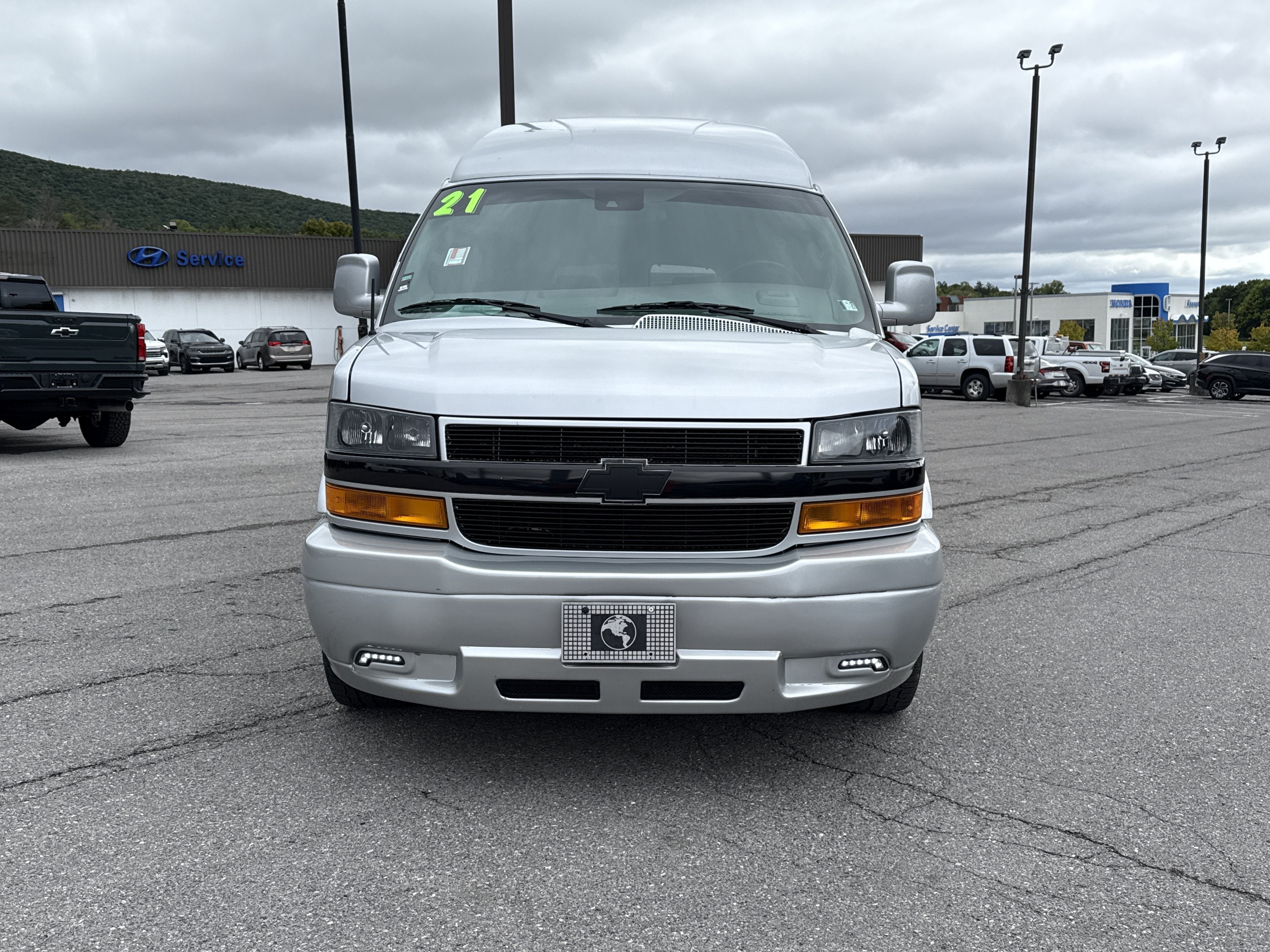 2021 Chevrolet Express Passenger LS