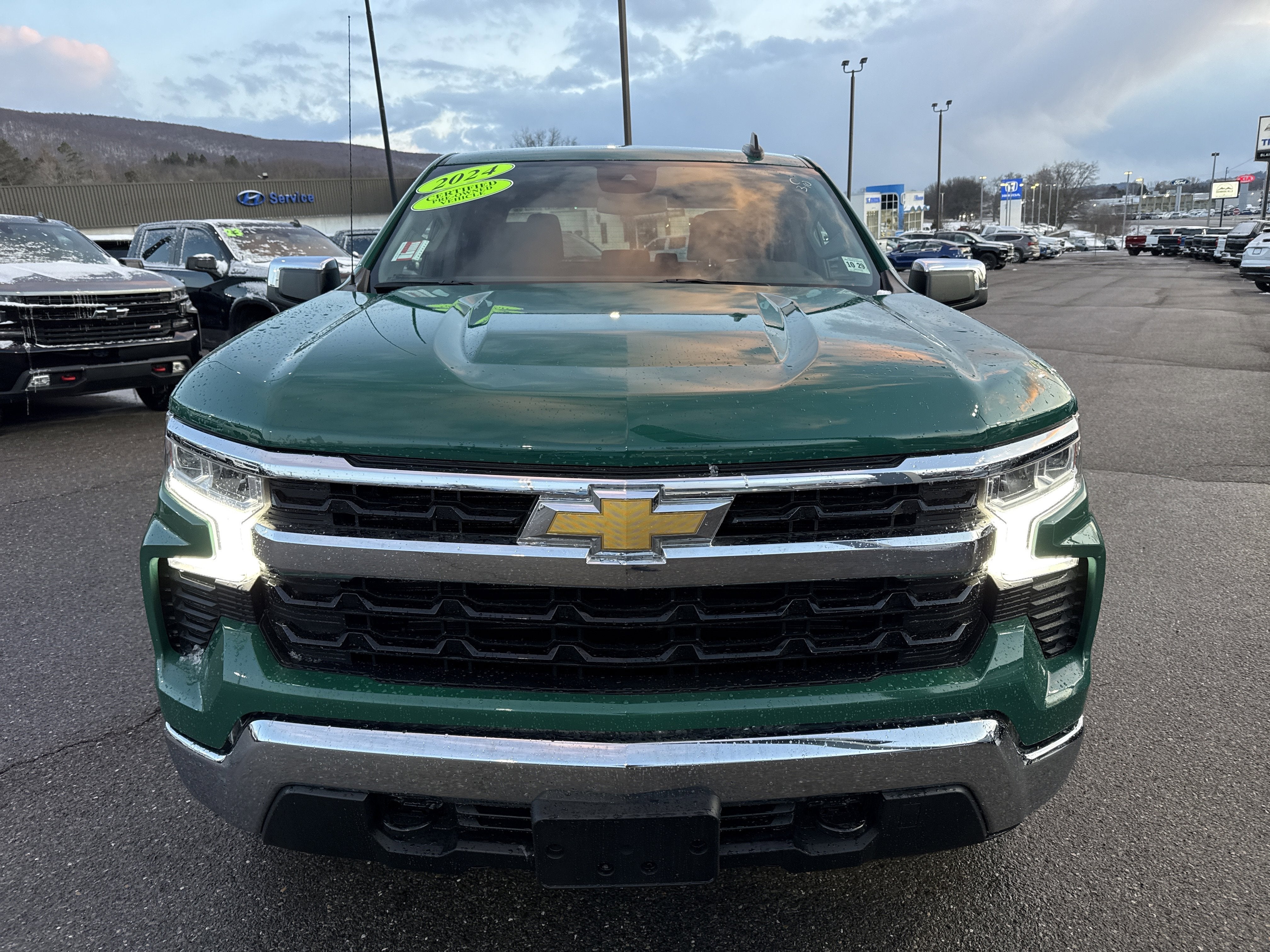 2024 Chevrolet Silverado 1500 LT