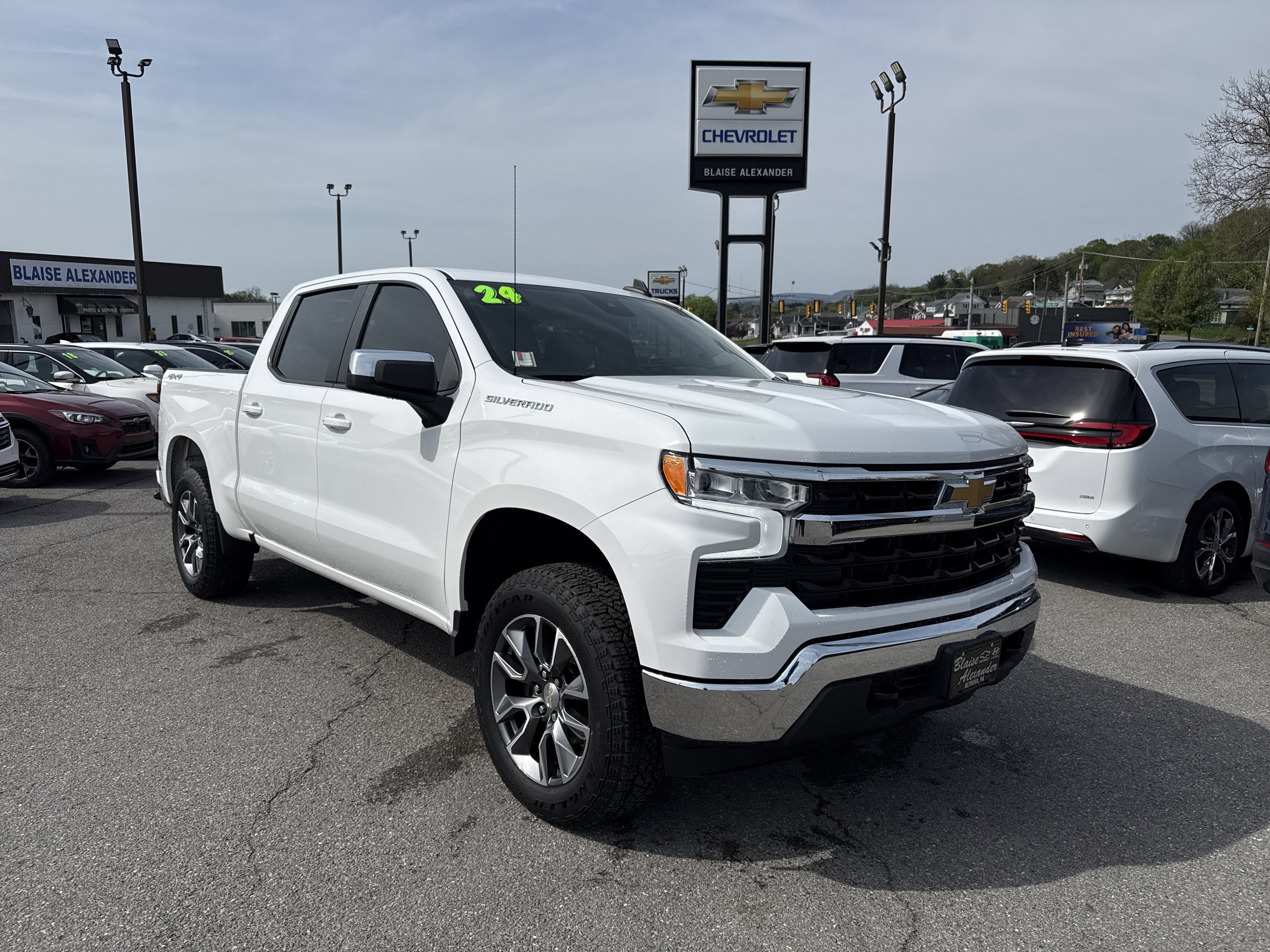 2024 Chevrolet Silverado 1500 LT