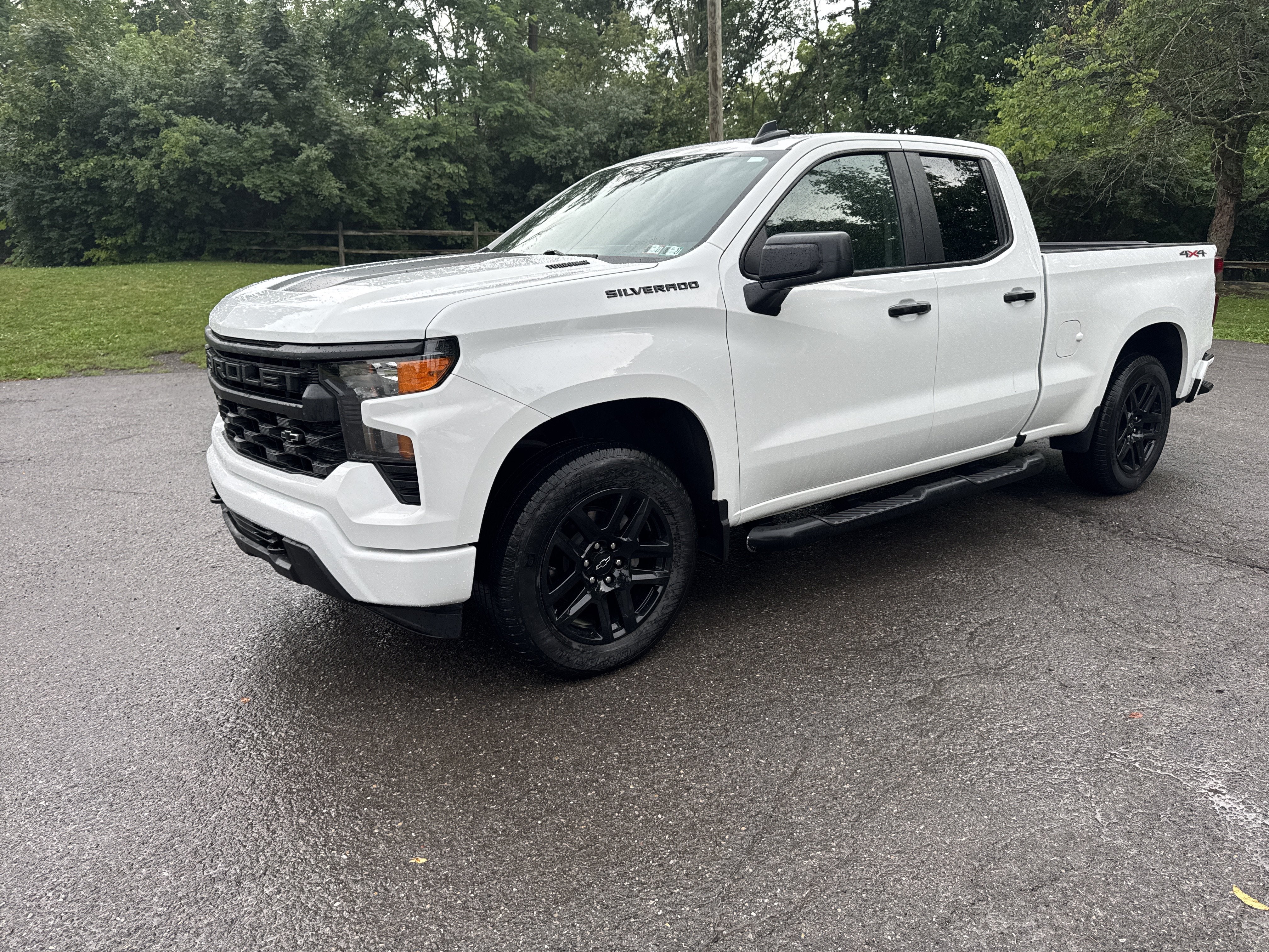 2025 Chevrolet Silverado 1500 Custom