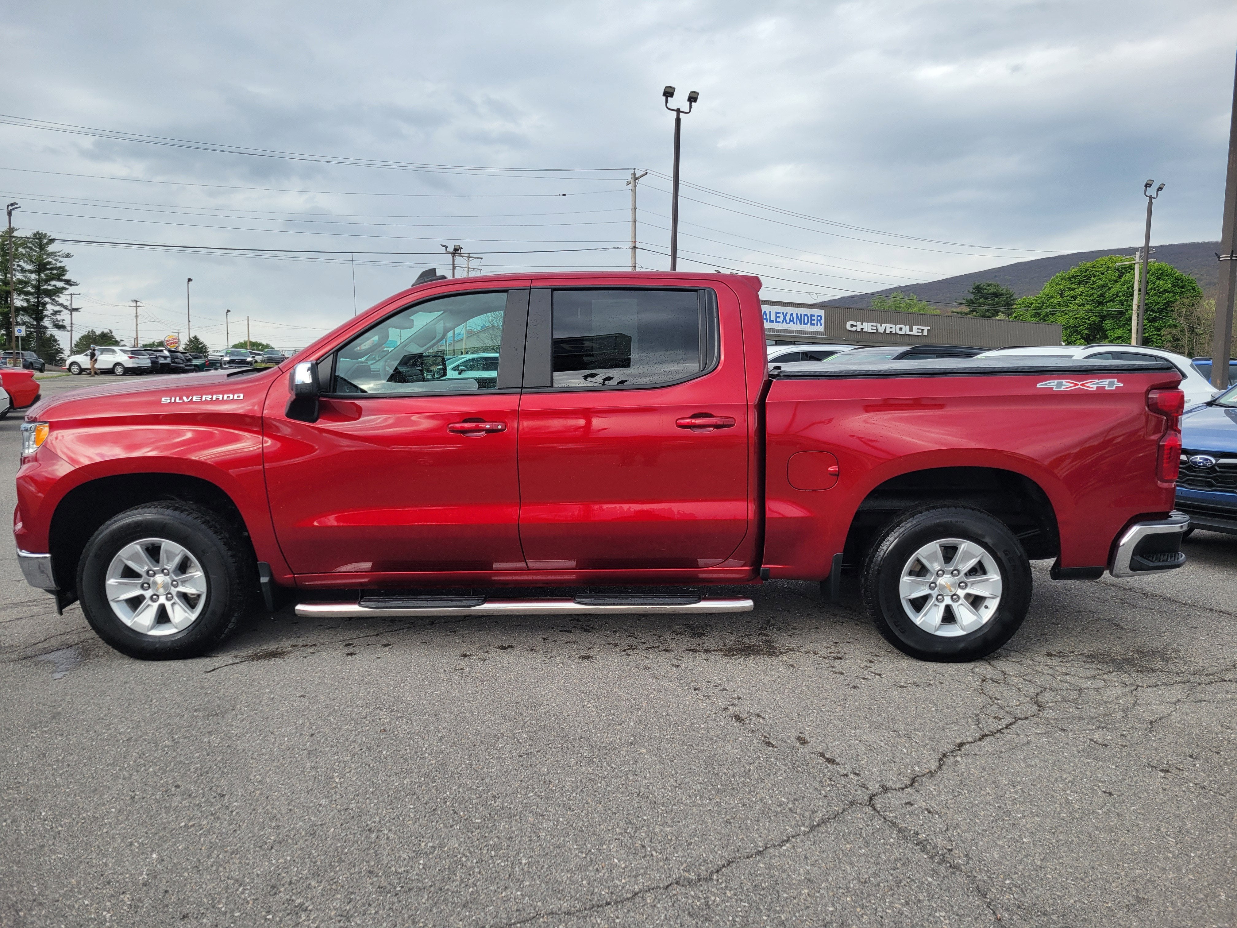 2023 Chevrolet Silverado 1500 LT