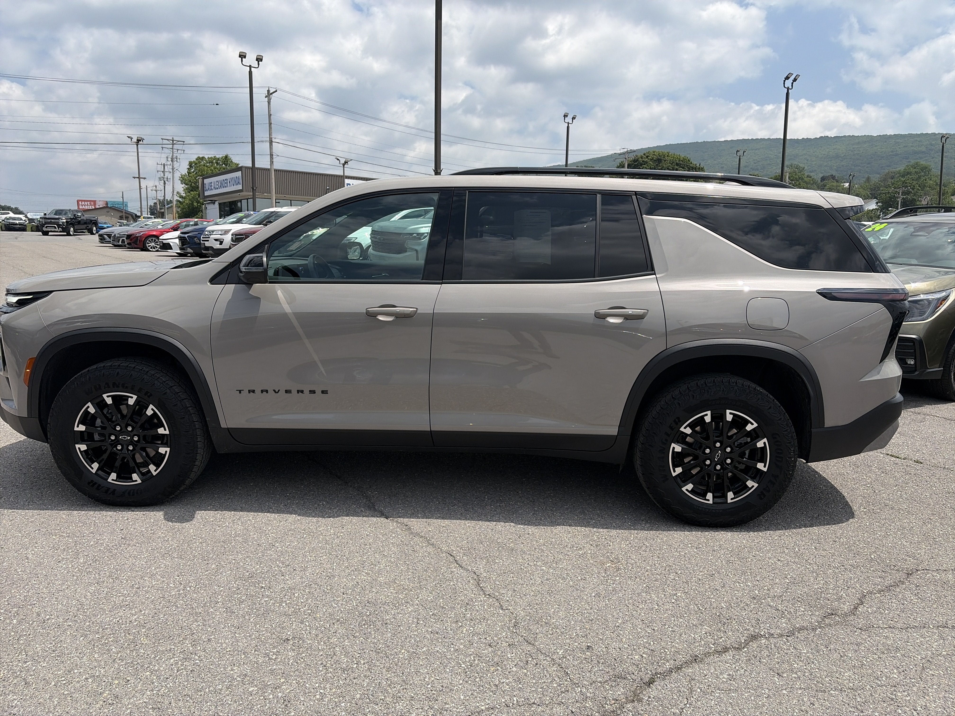 2026 Chevrolet Traverse AWD Z71