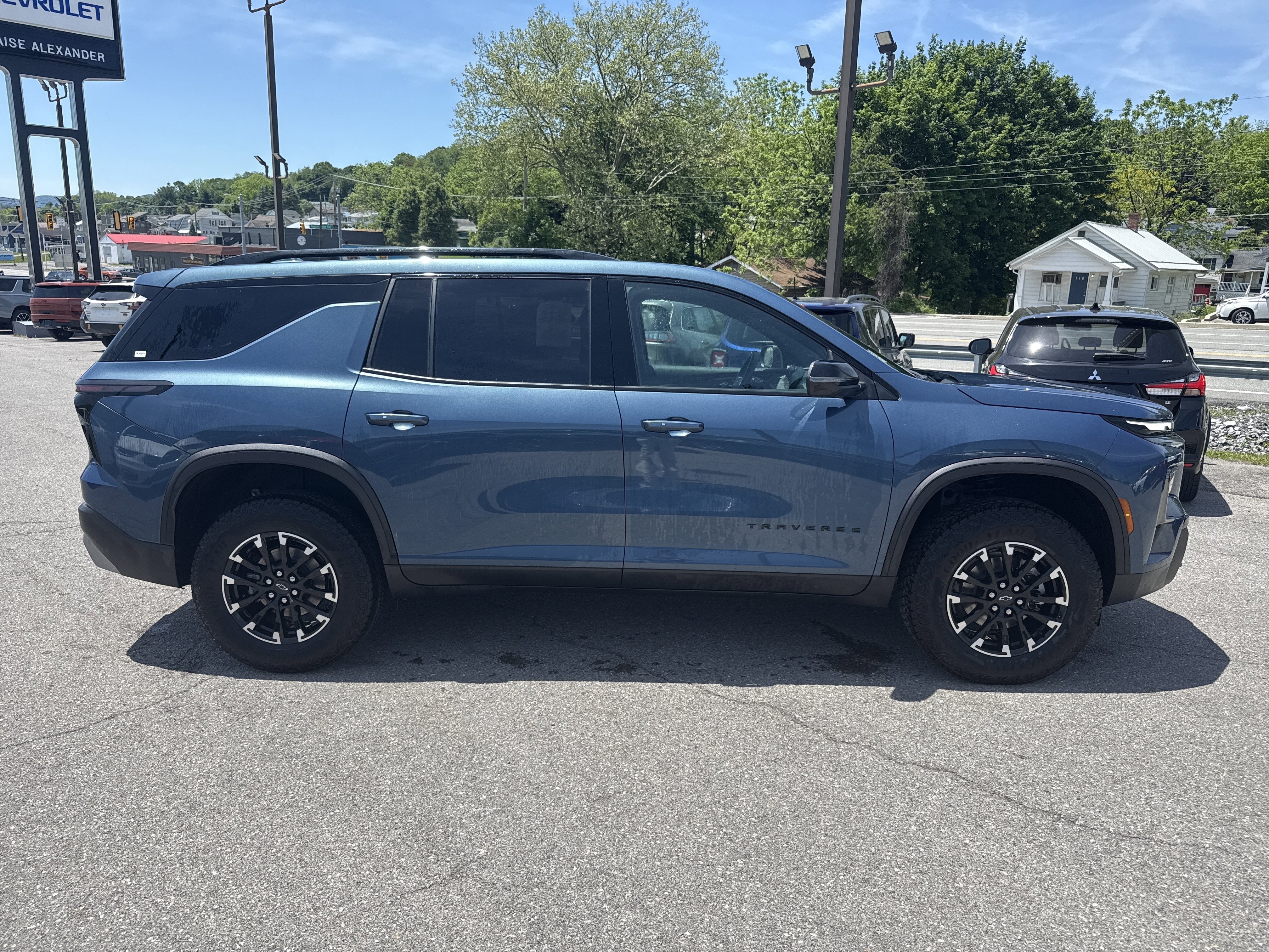 2025 Chevrolet Traverse AWD Z71