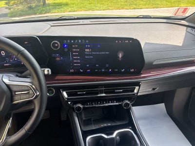 2025 Chevrolet Traverse AWD Z71
