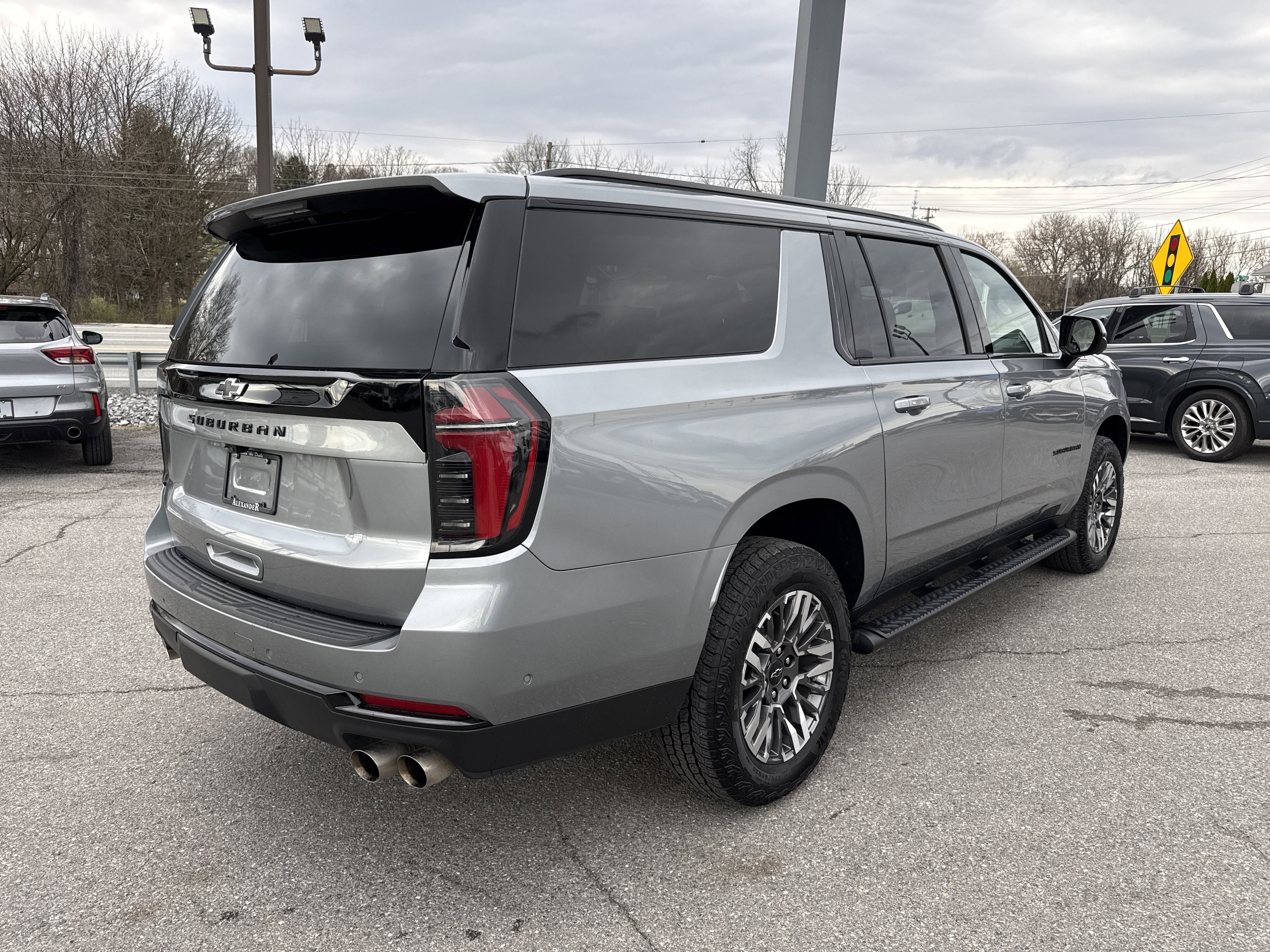 2025 Chevrolet Suburban Z71