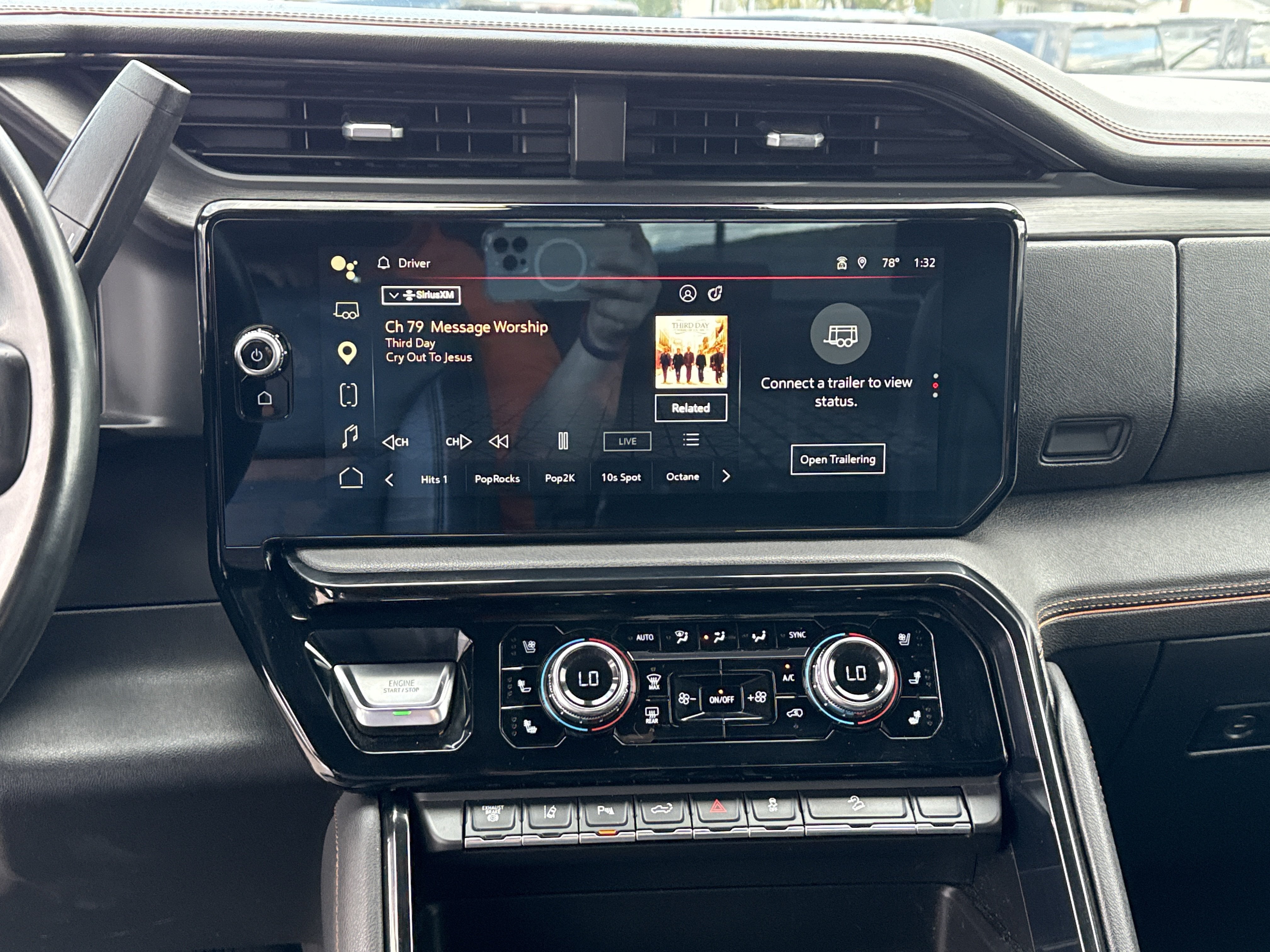 2025 GMC Sierra 2500HD AT4