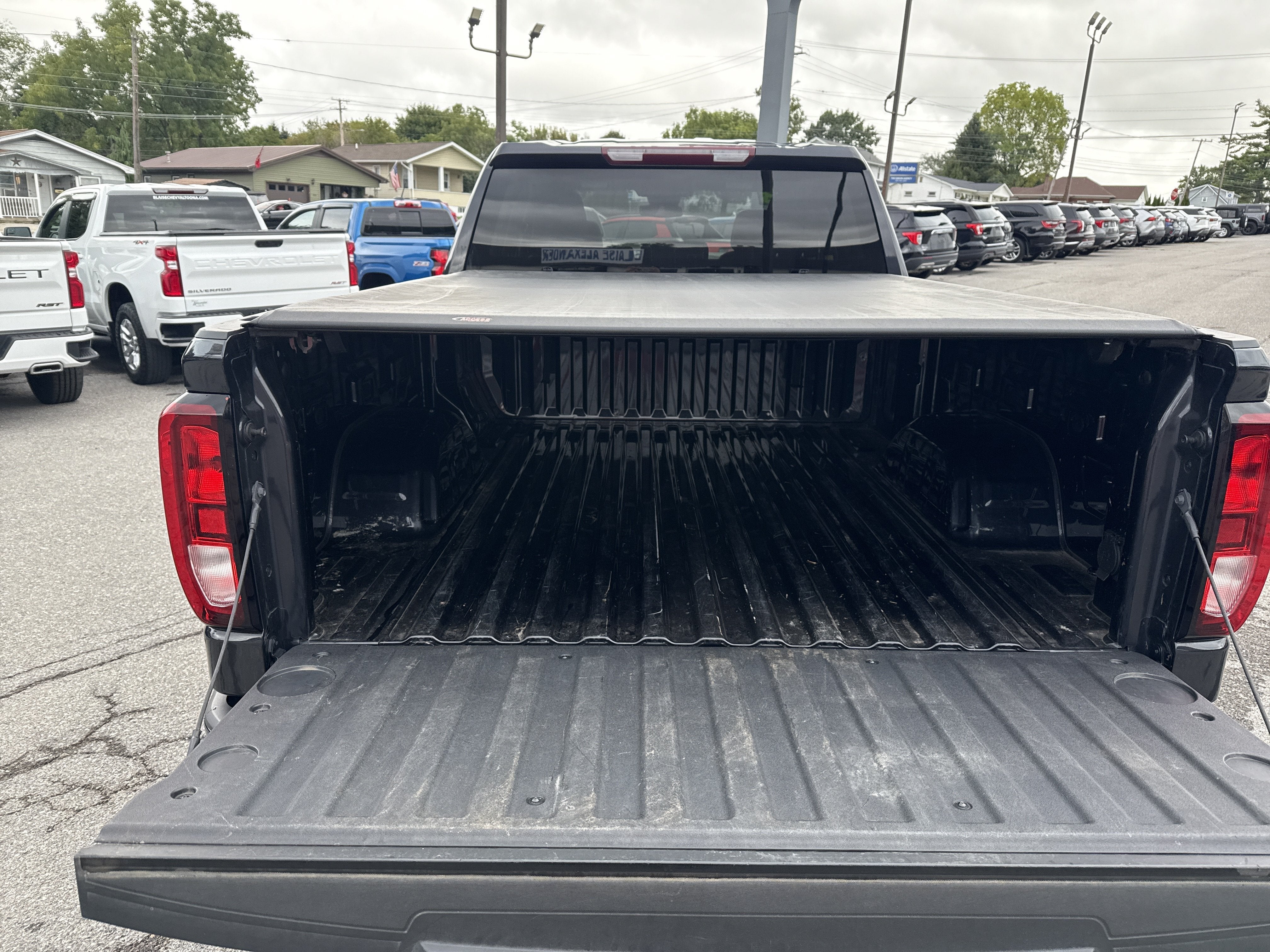 2023 GMC Sierra 1500 Elevation