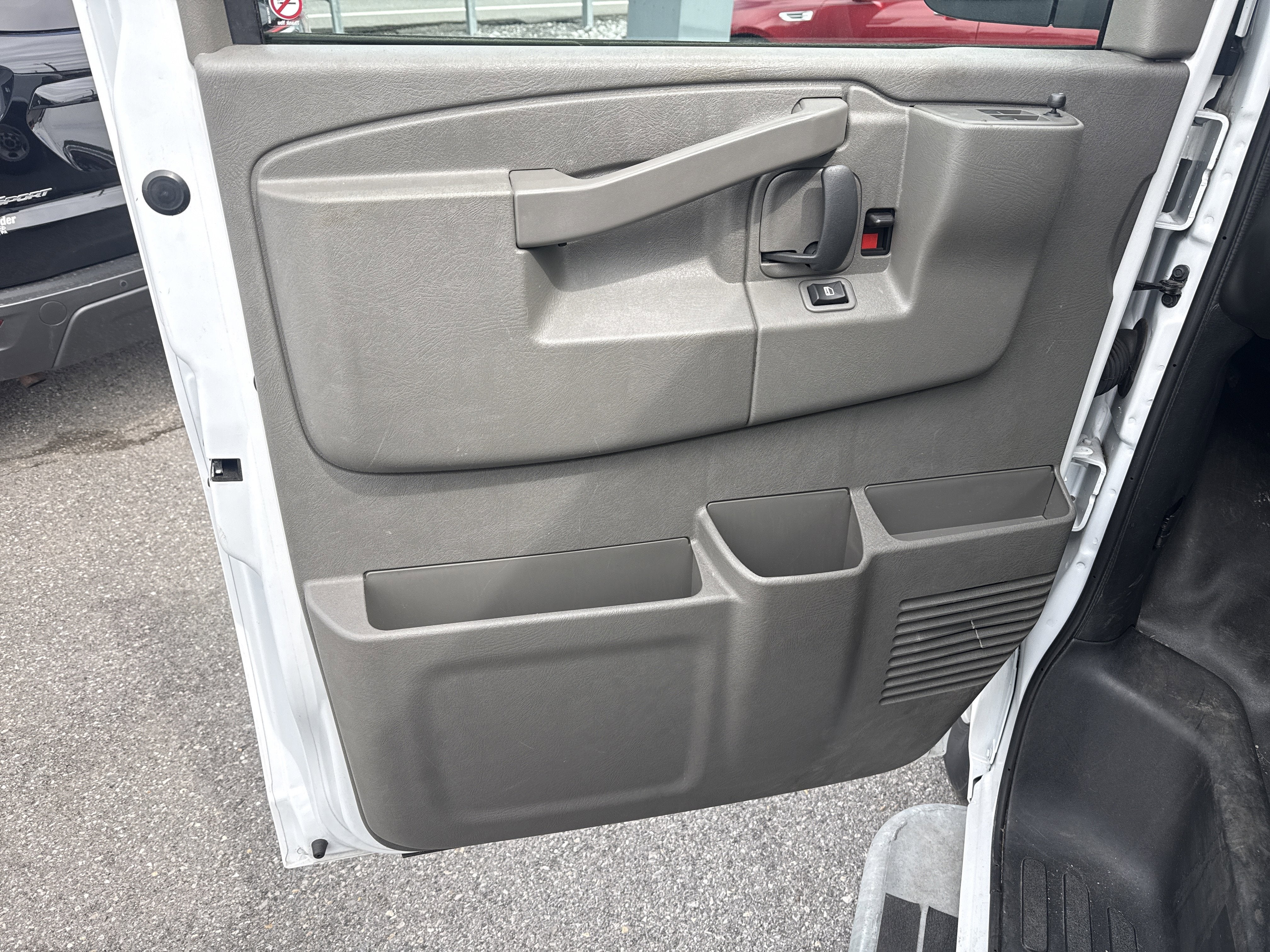 2024 GMC Savana Cargo Van Work Van