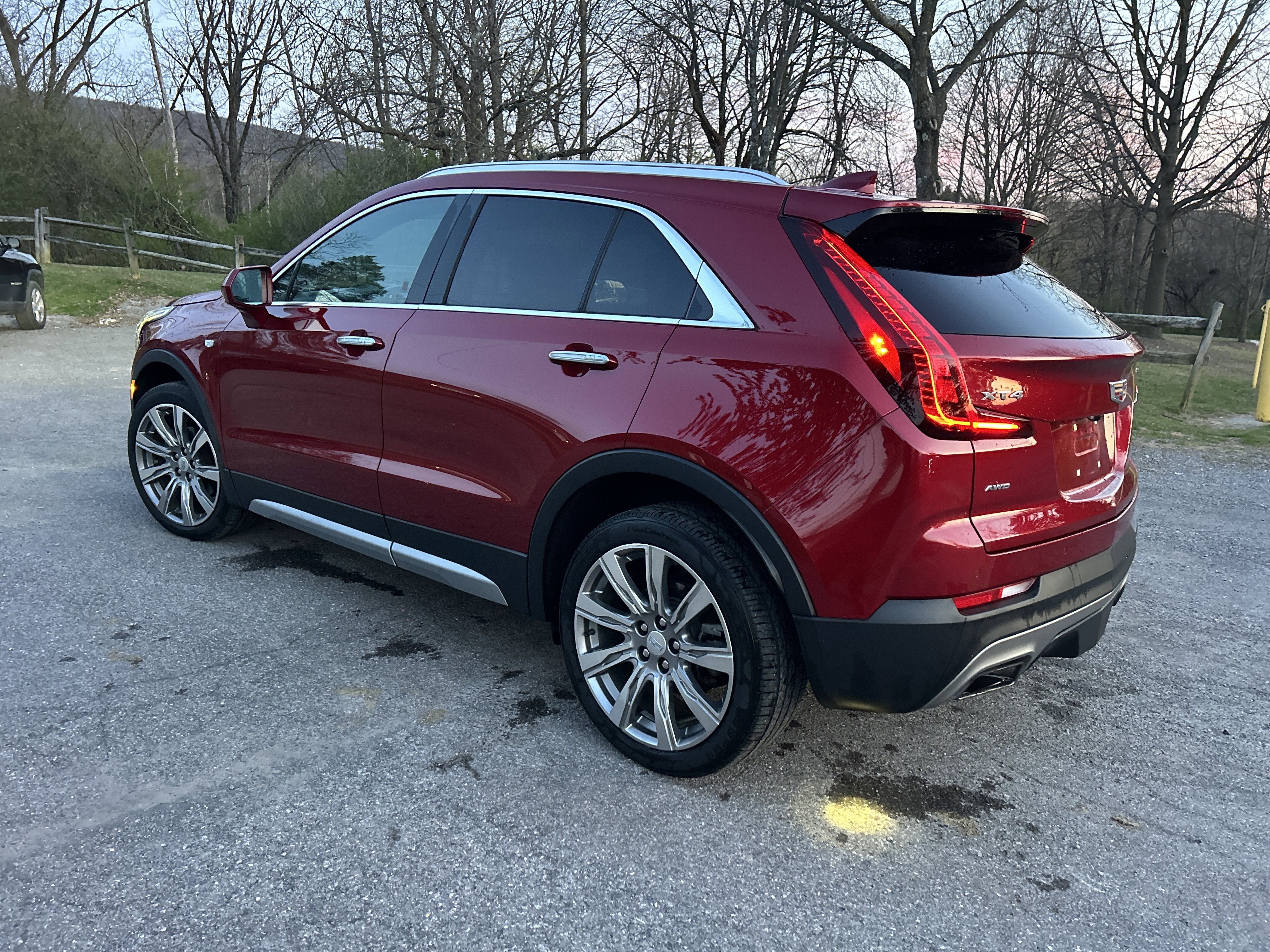 2019 Cadillac XT4 AWD Premium Luxury