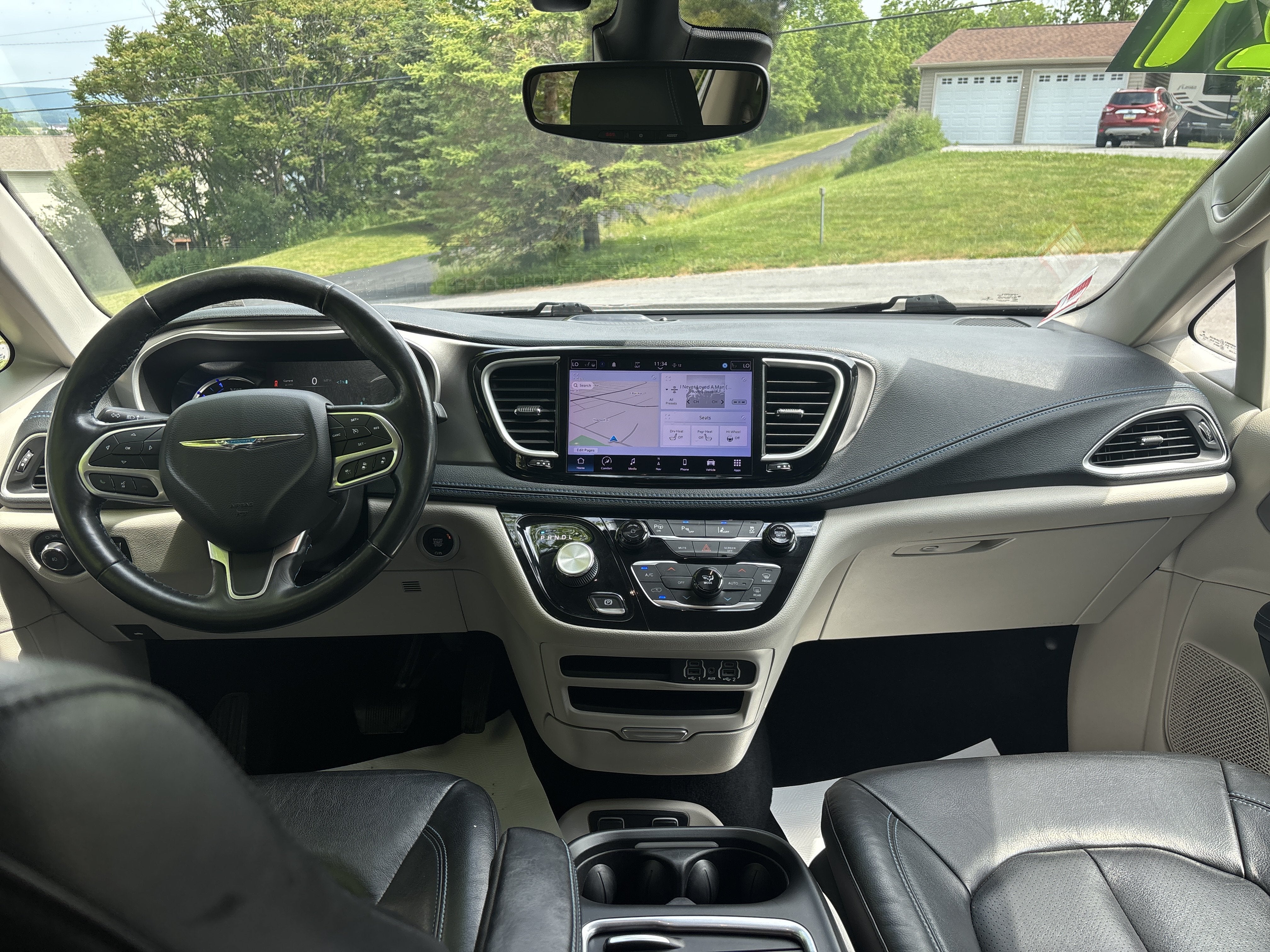 2021 Chrysler Pacifica Hybrid Touring L