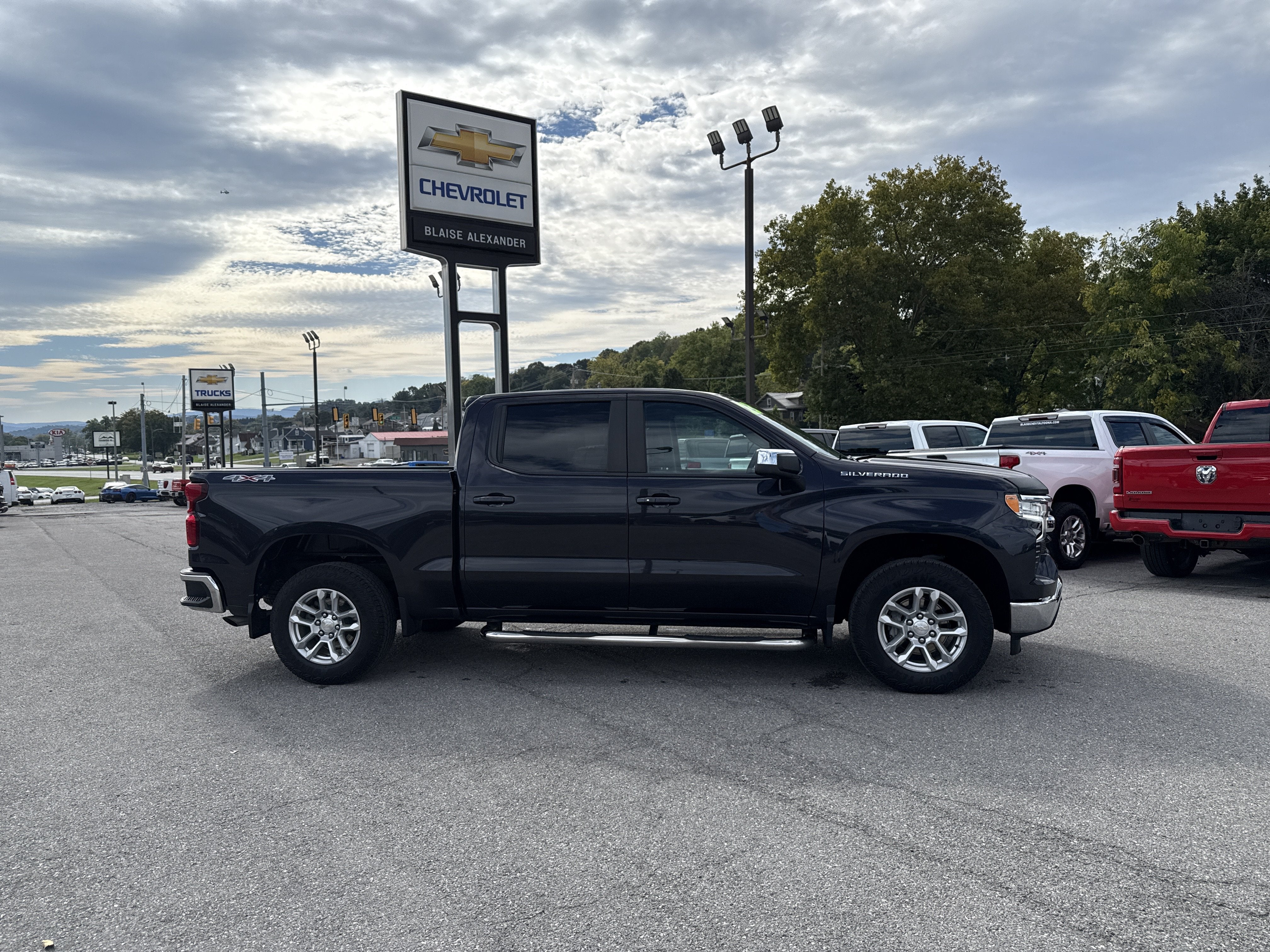 2023 Chevrolet Silverado 1500 LT