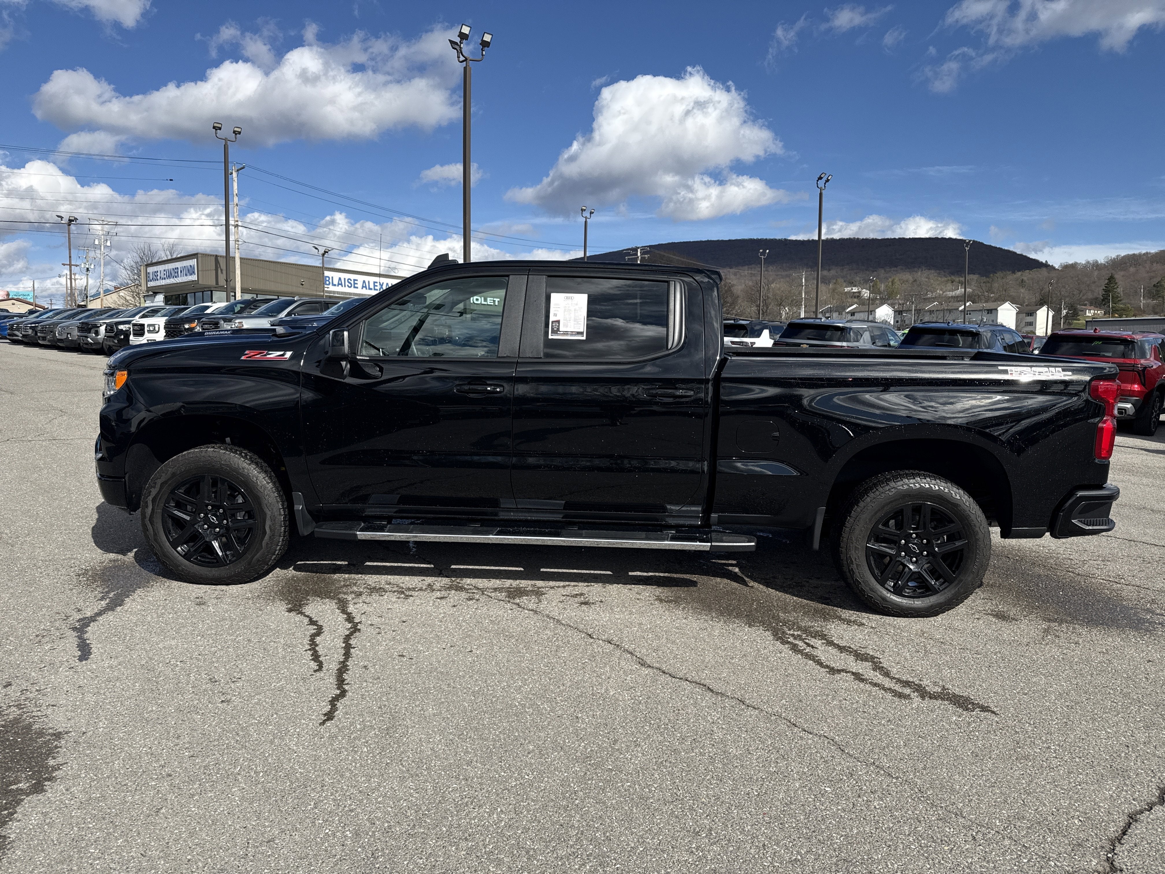 2025 Chevrolet Silverado 1500 LT Trail Boss