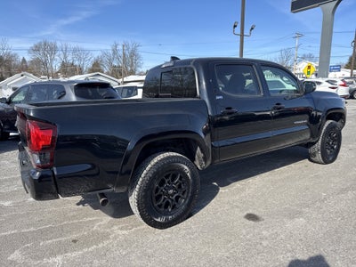 2022 Toyota Tacoma 4WD SR