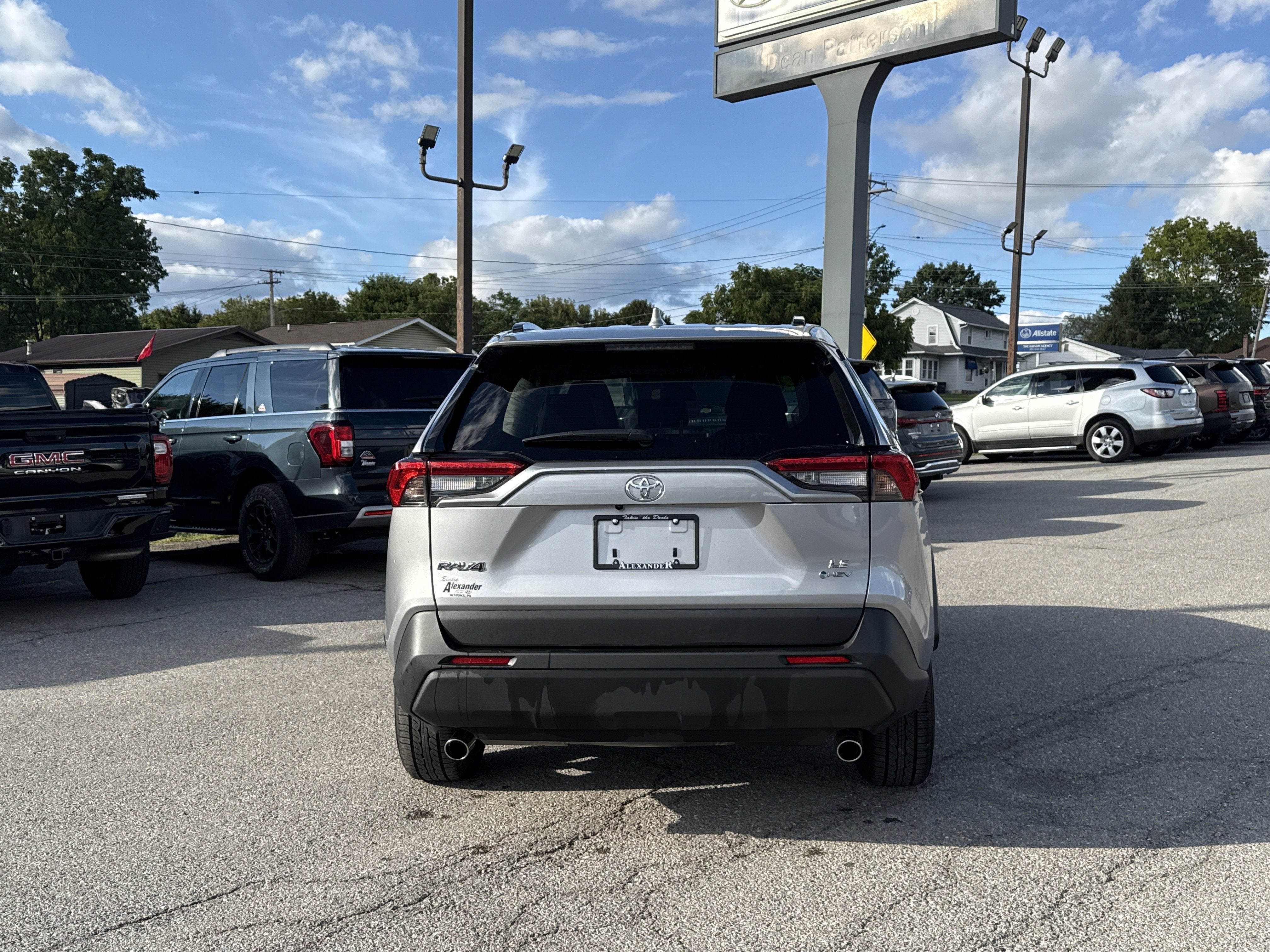 2025 Toyota RAV4 Hybrid LE