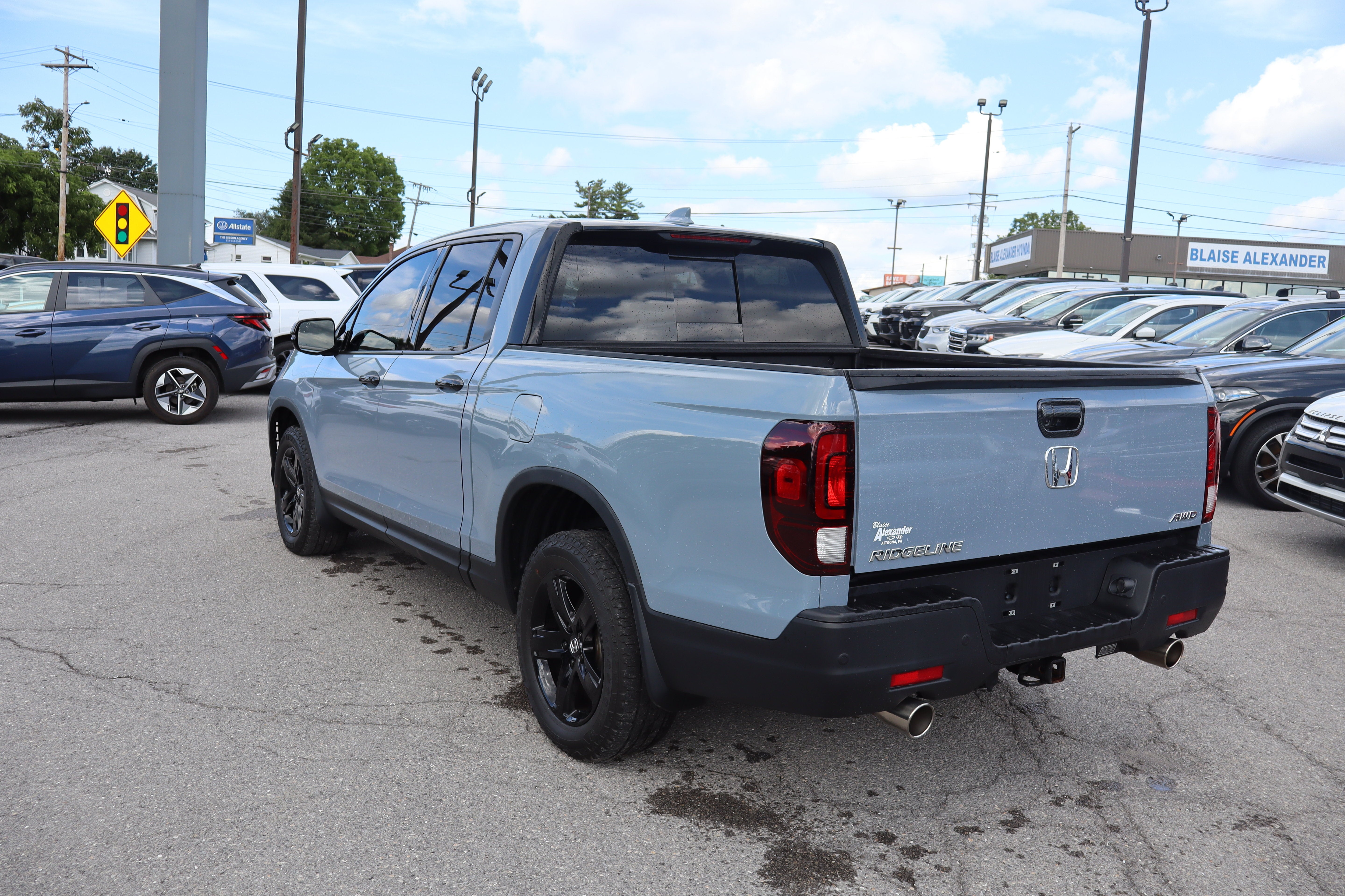 2023 Honda Ridgeline Black Edition