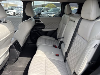 2022 Mitsubishi Outlander SEL