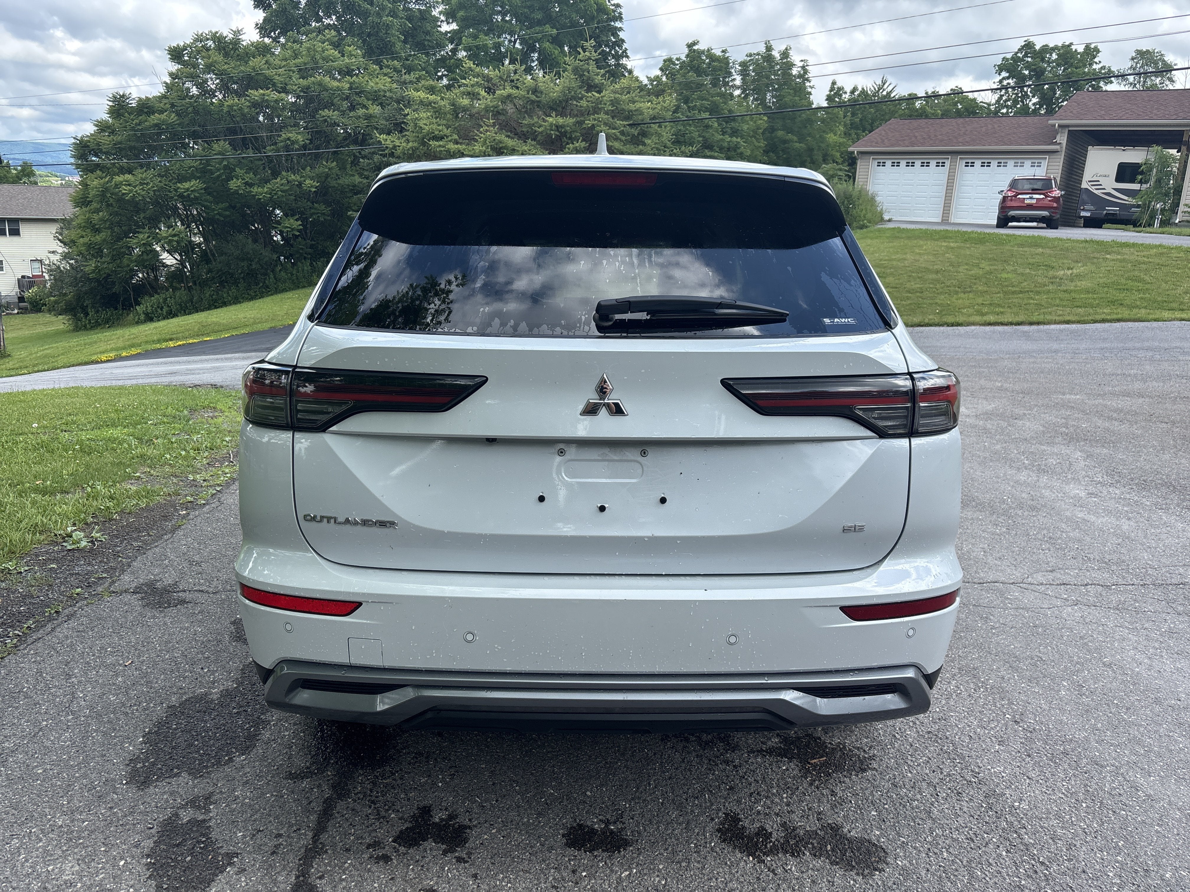 2025 Mitsubishi Outlander SE