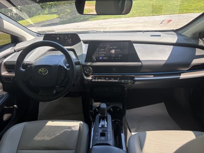 2023 Toyota Prius XLE