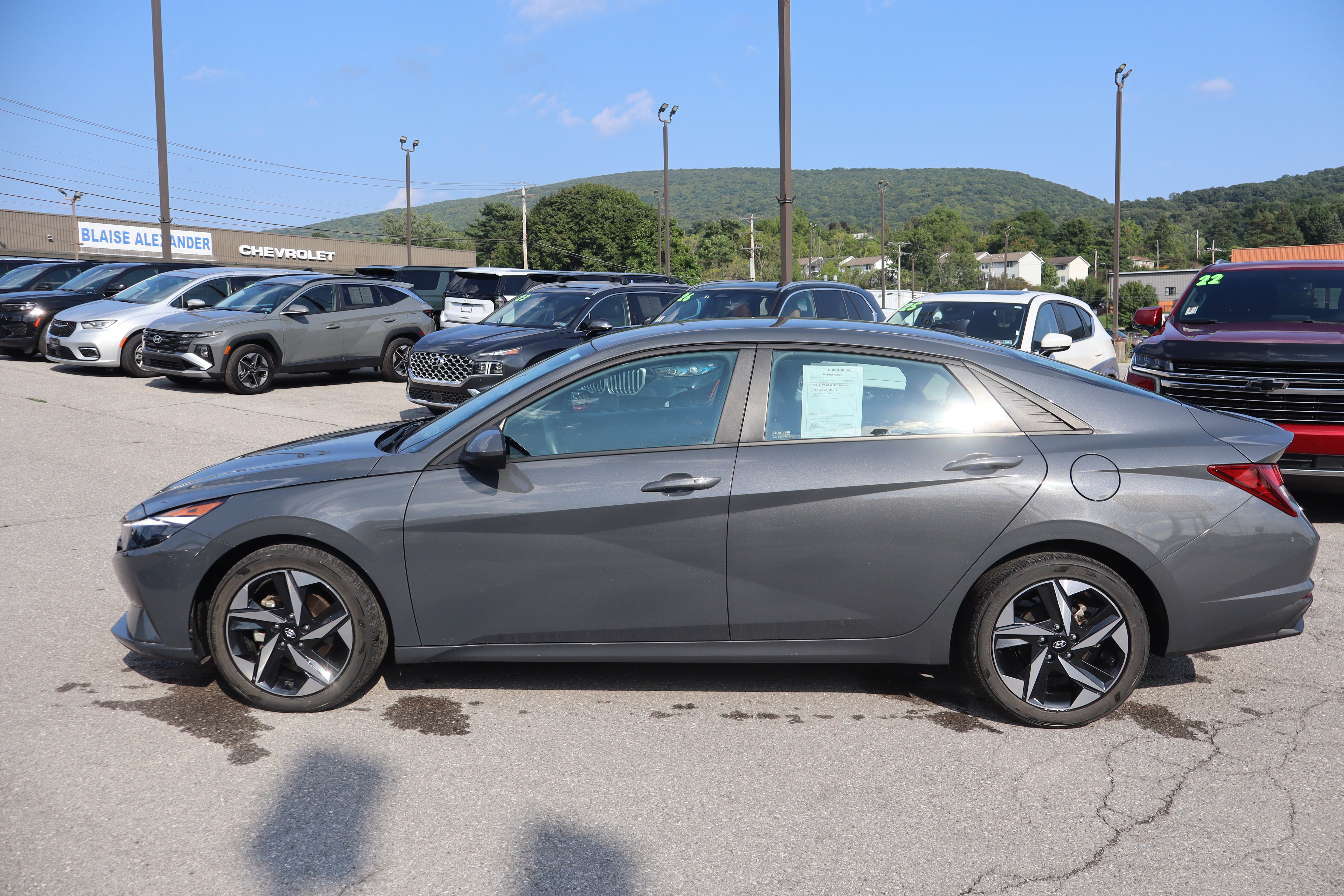 2023 Hyundai Elantra SEL