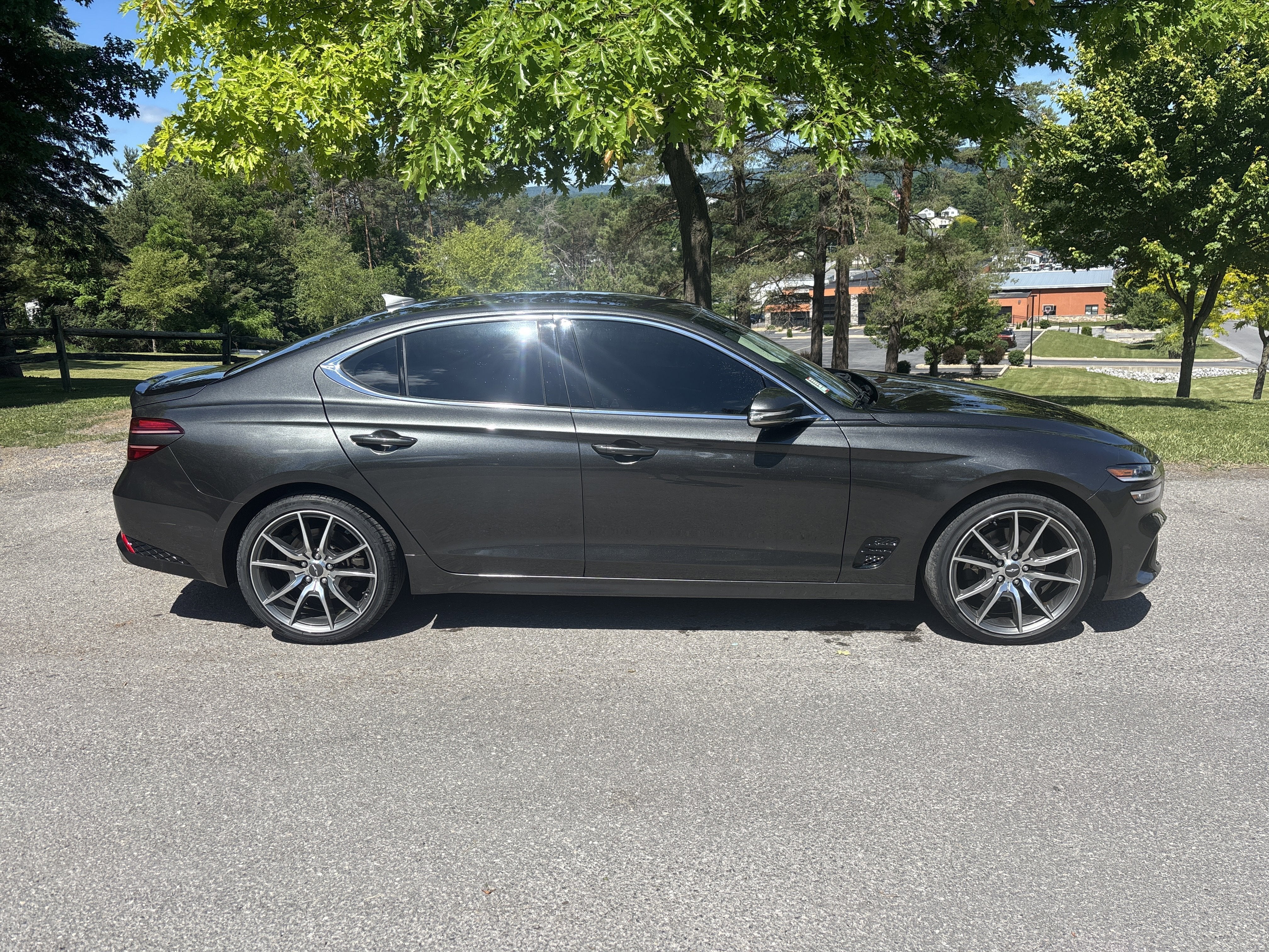 2023 Genesis G70 2.0T