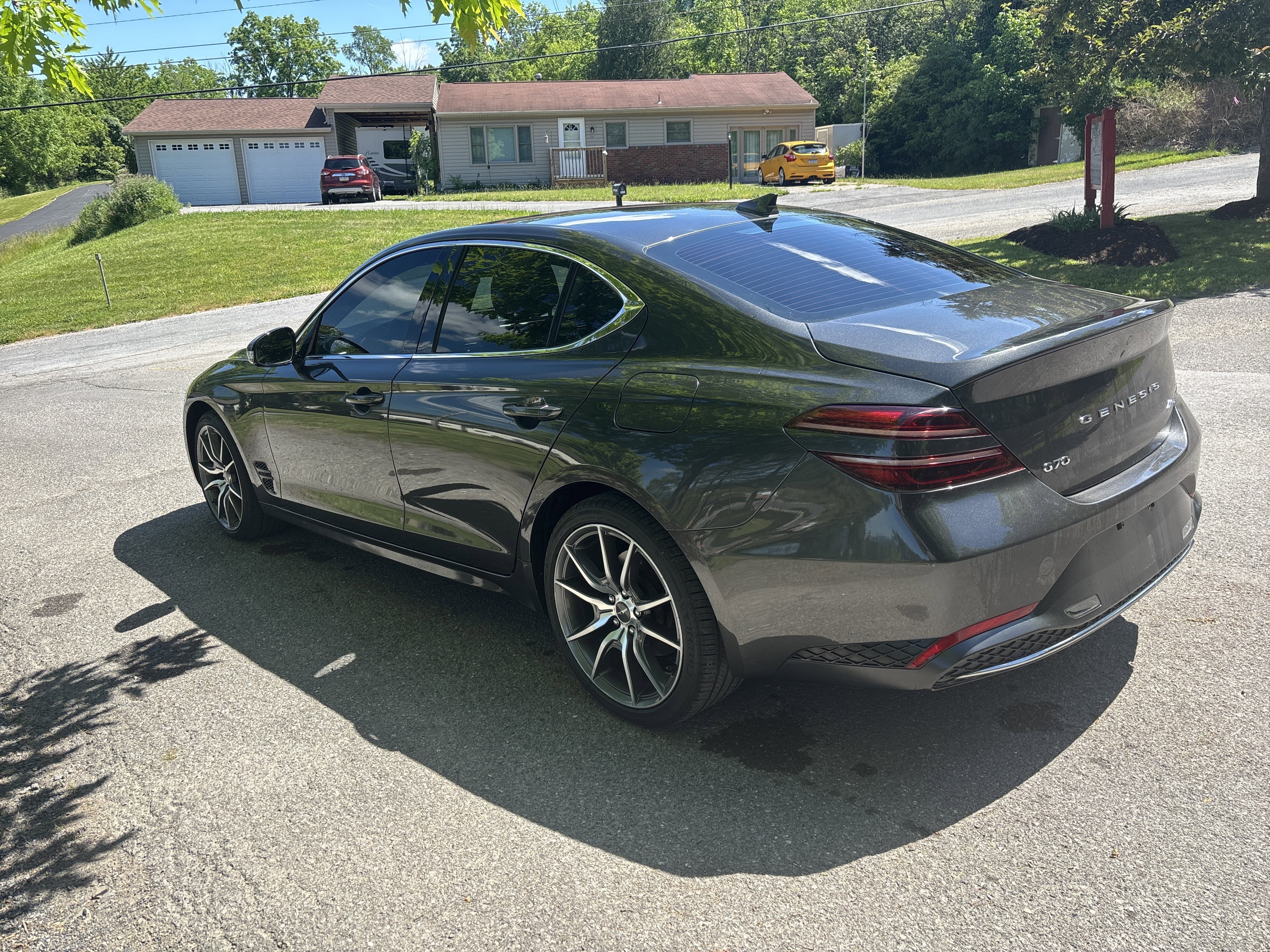 2023 Genesis G70 2.0T