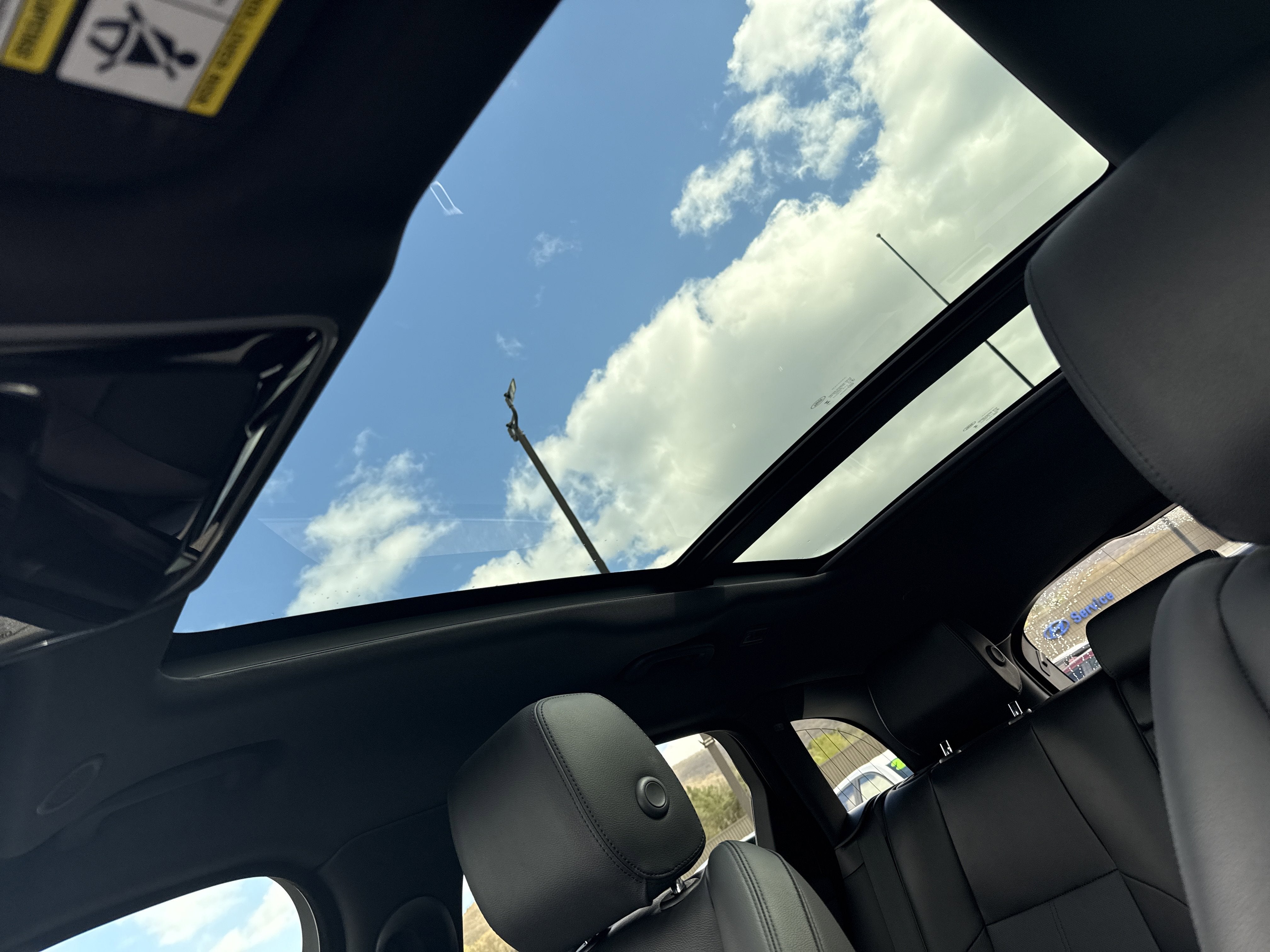 2024 Land Rover Range Rover Velar Dynamic SE